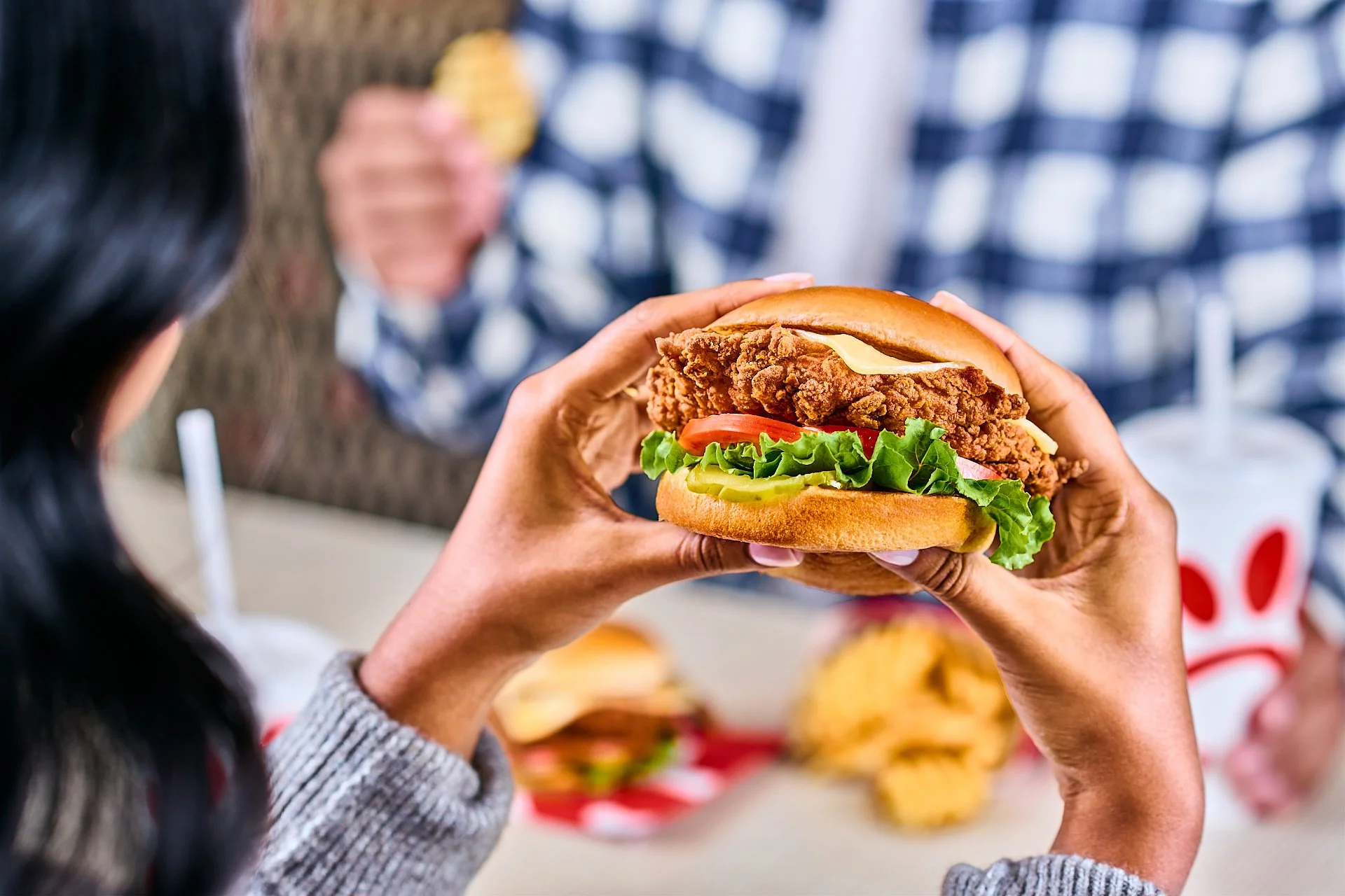 Foody First is your team of food stylists, professional photographers, videographers and content creators, here to make your visual brand identity work as hard as you do. Our content is strategically created to increase sales, income, and bookings.
