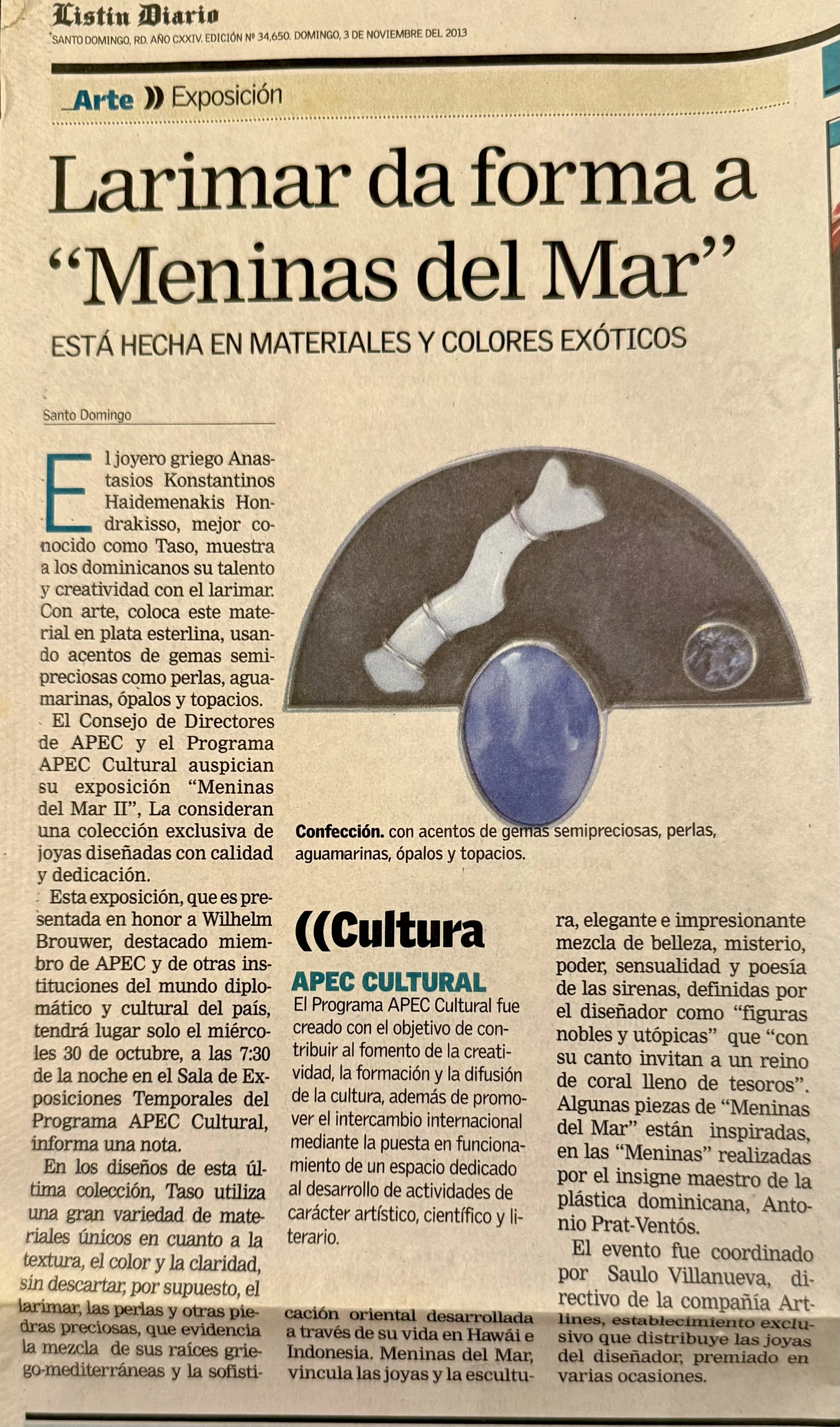 Press coverage of a TASO jewelry exhibition featuring Larimar, pearls, shells and natural materials.