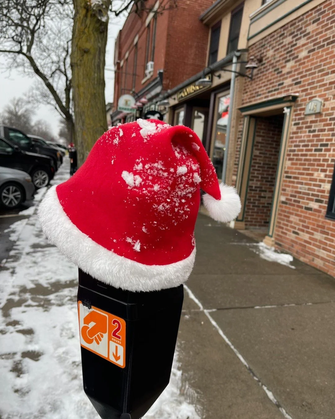 Holiday cheer includes free parking on Main Street.
From today through Friday, January 2, all Main Street meters marked with red holiday hats are free to use.

A friendly reminder to please keep the hats on the meters so everyone knows parking is fre