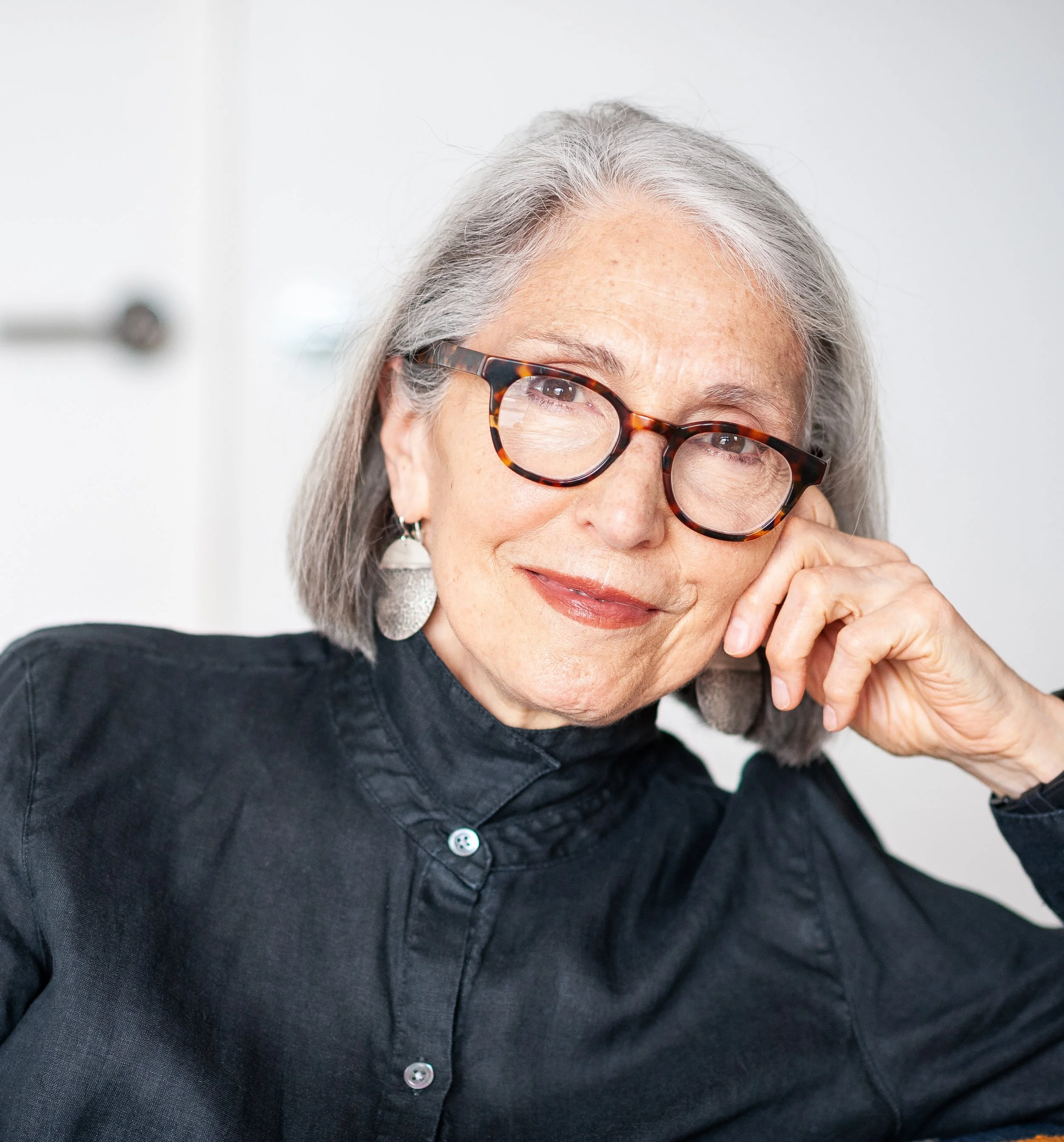 Stephanie Cotsirilos: Click for bio