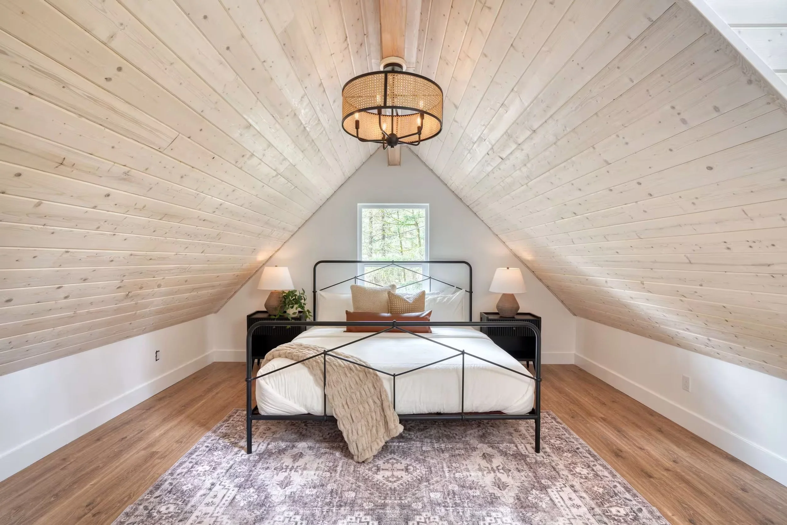 King-Sized Bedroom in ADU
