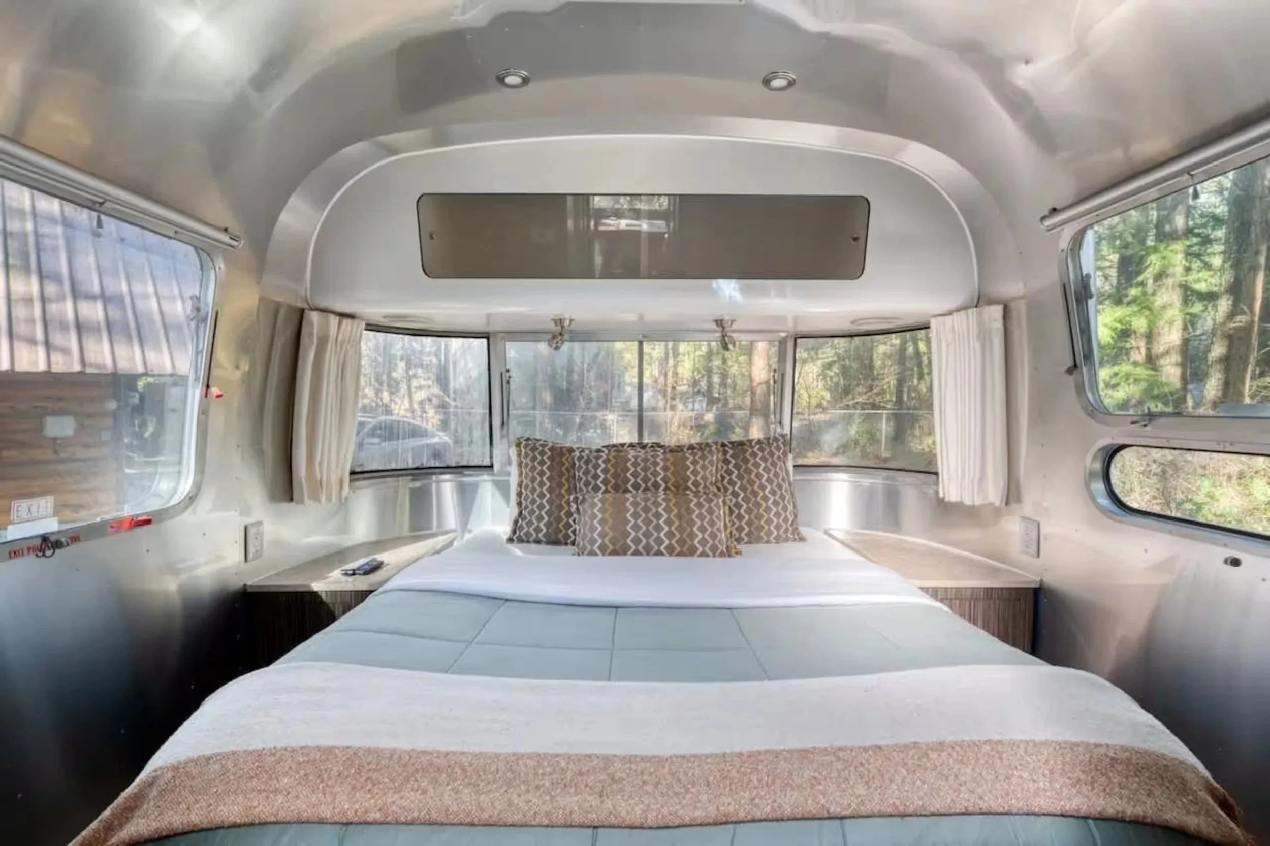 Airstream 1