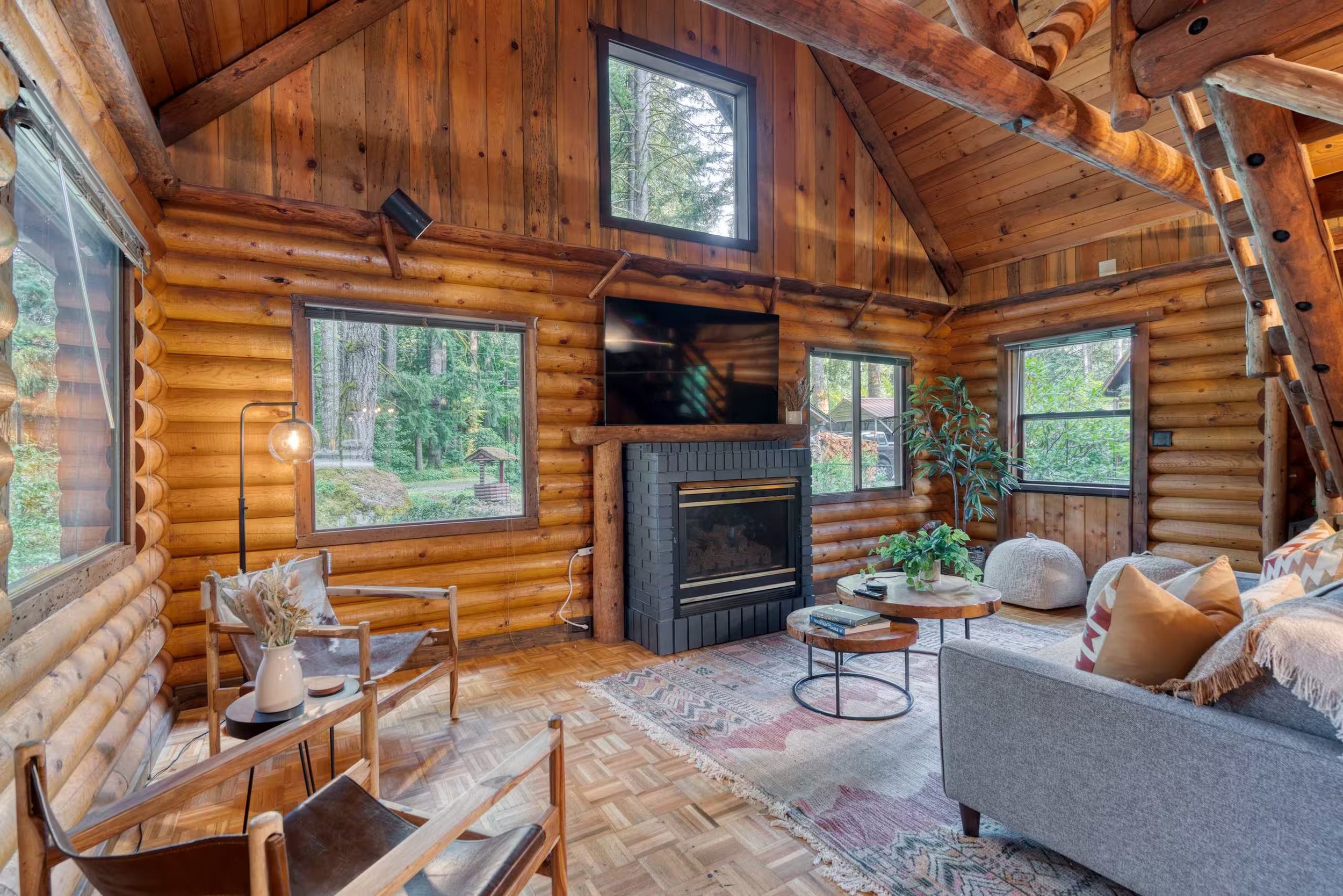 Main Cabin Living Room