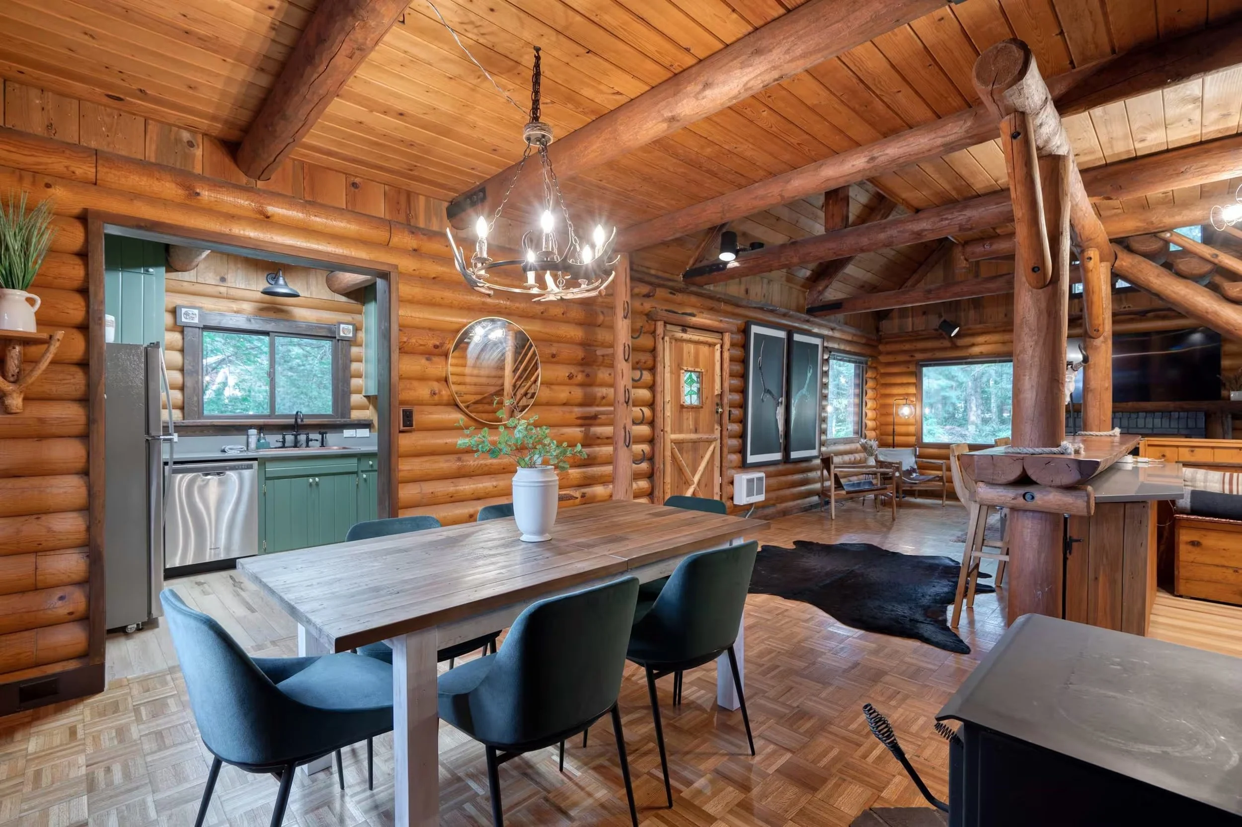 Main Cabin Dining Room