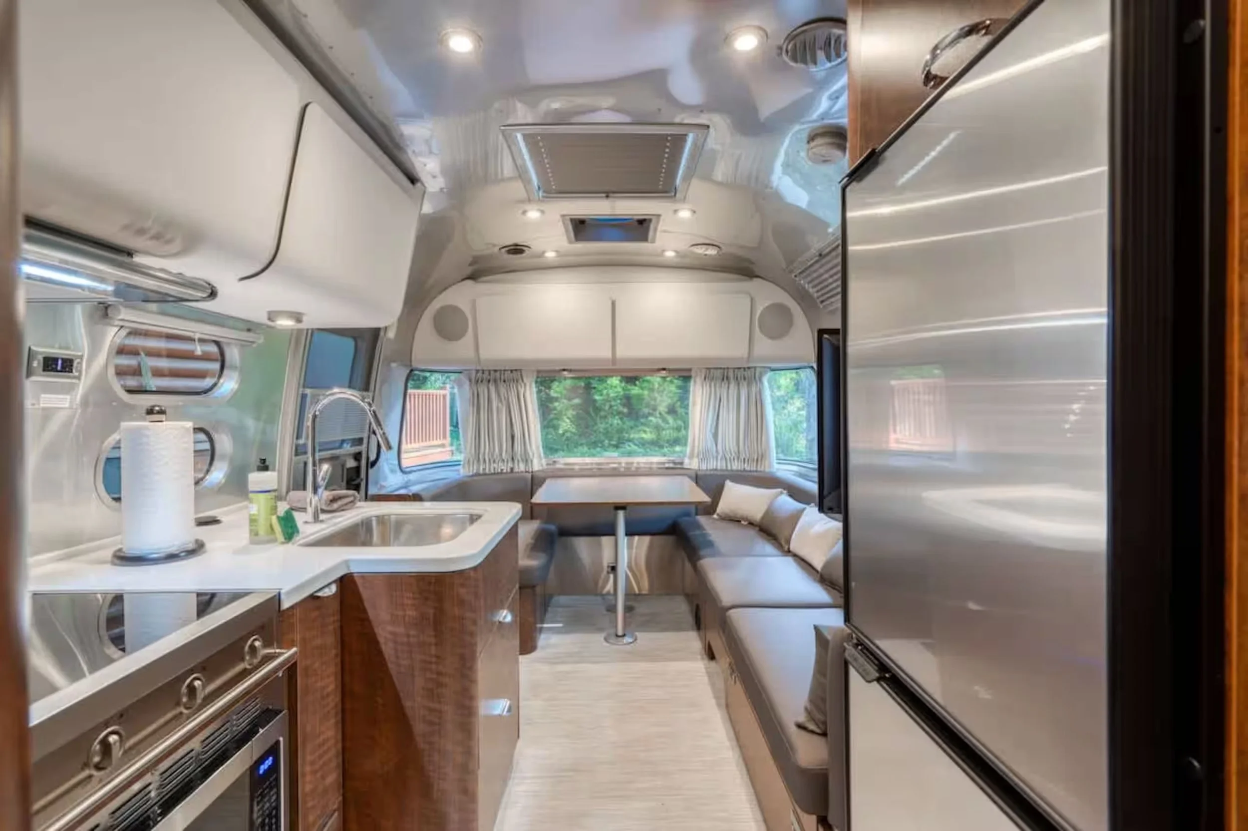 Airstream 2