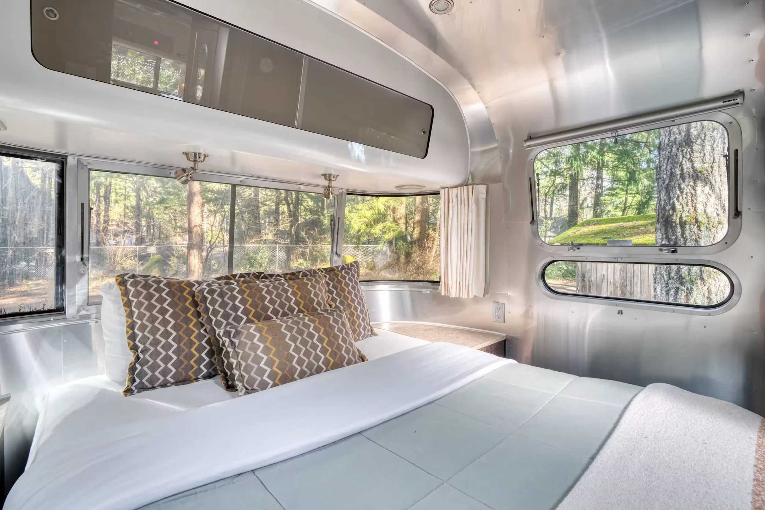 Airstream 2