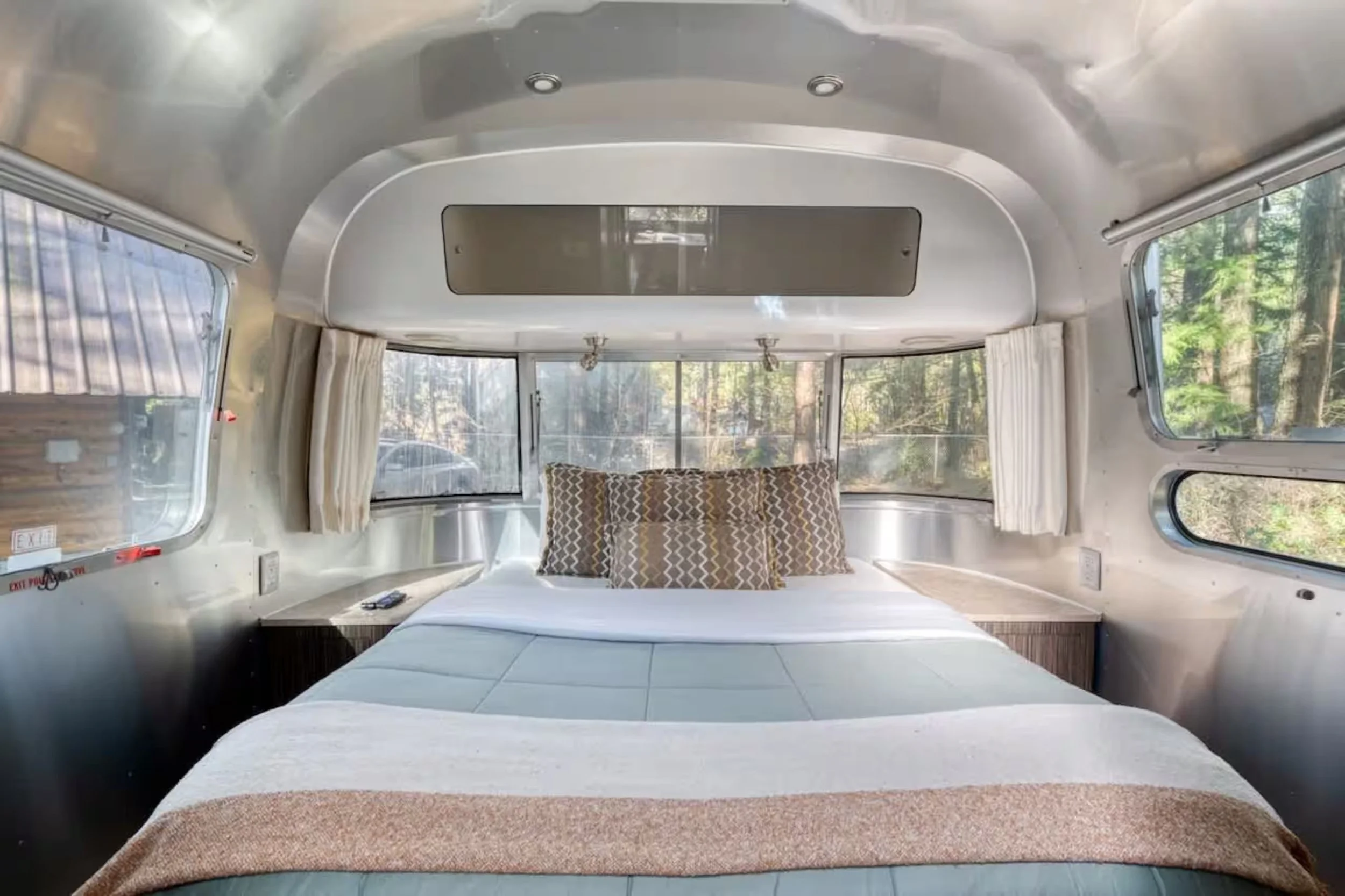 Airstream 1