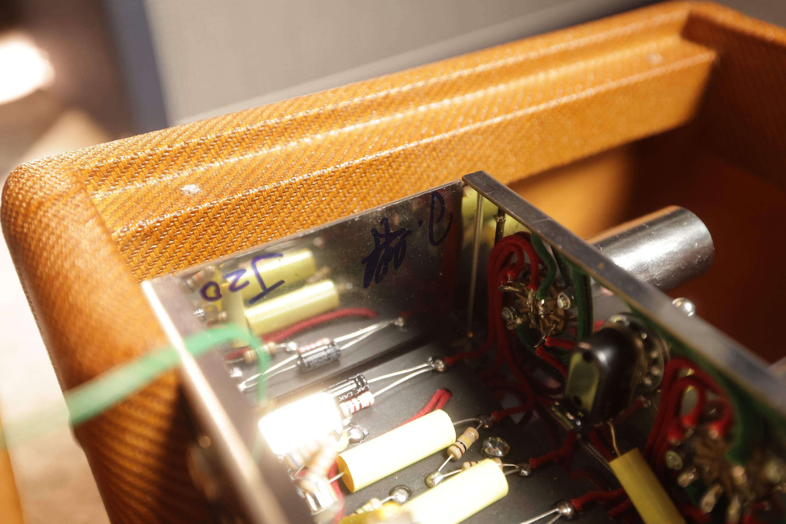 LAZ20 GUT_9199.JPG (Copy)