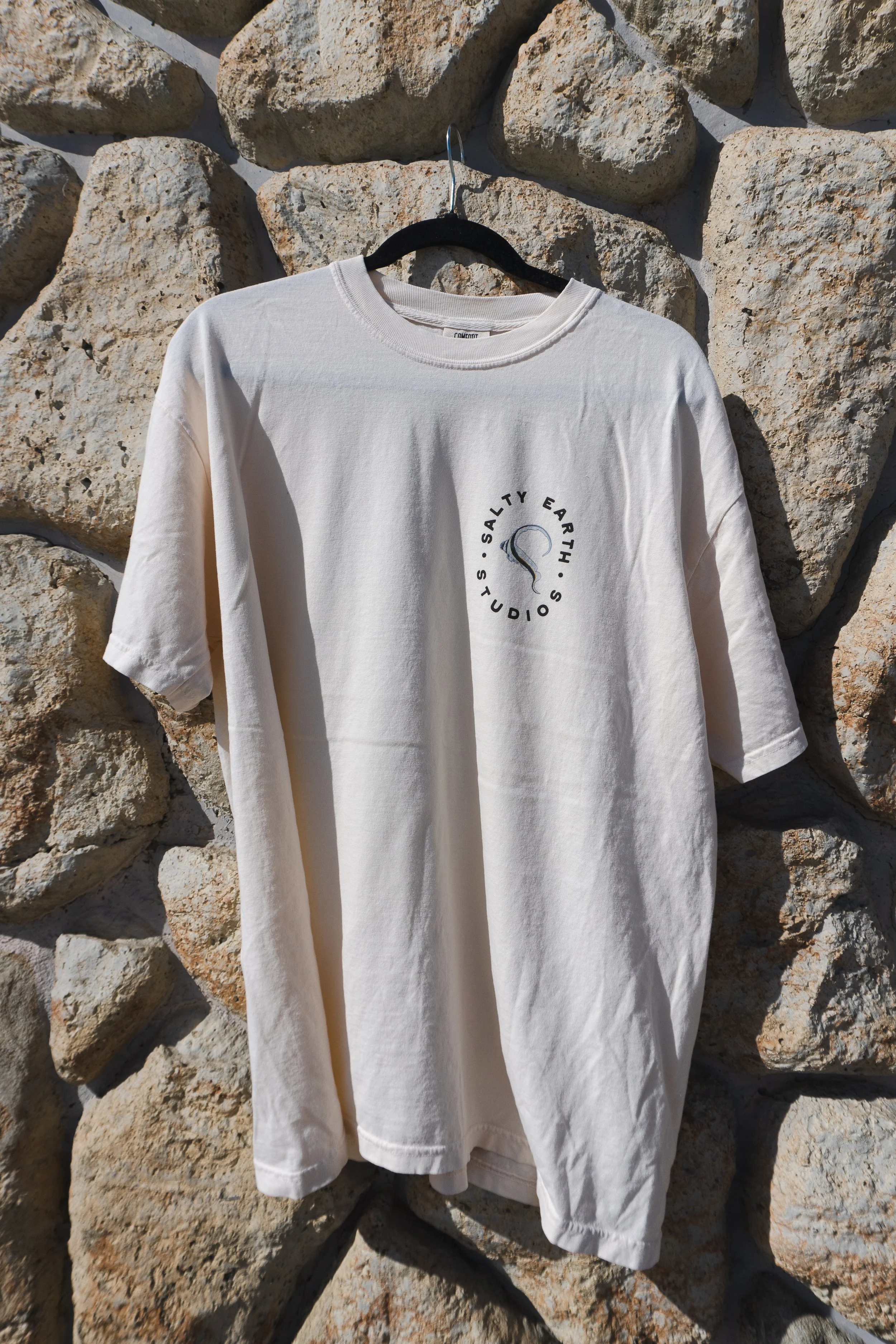 tshirt_hoodie-3.jpg