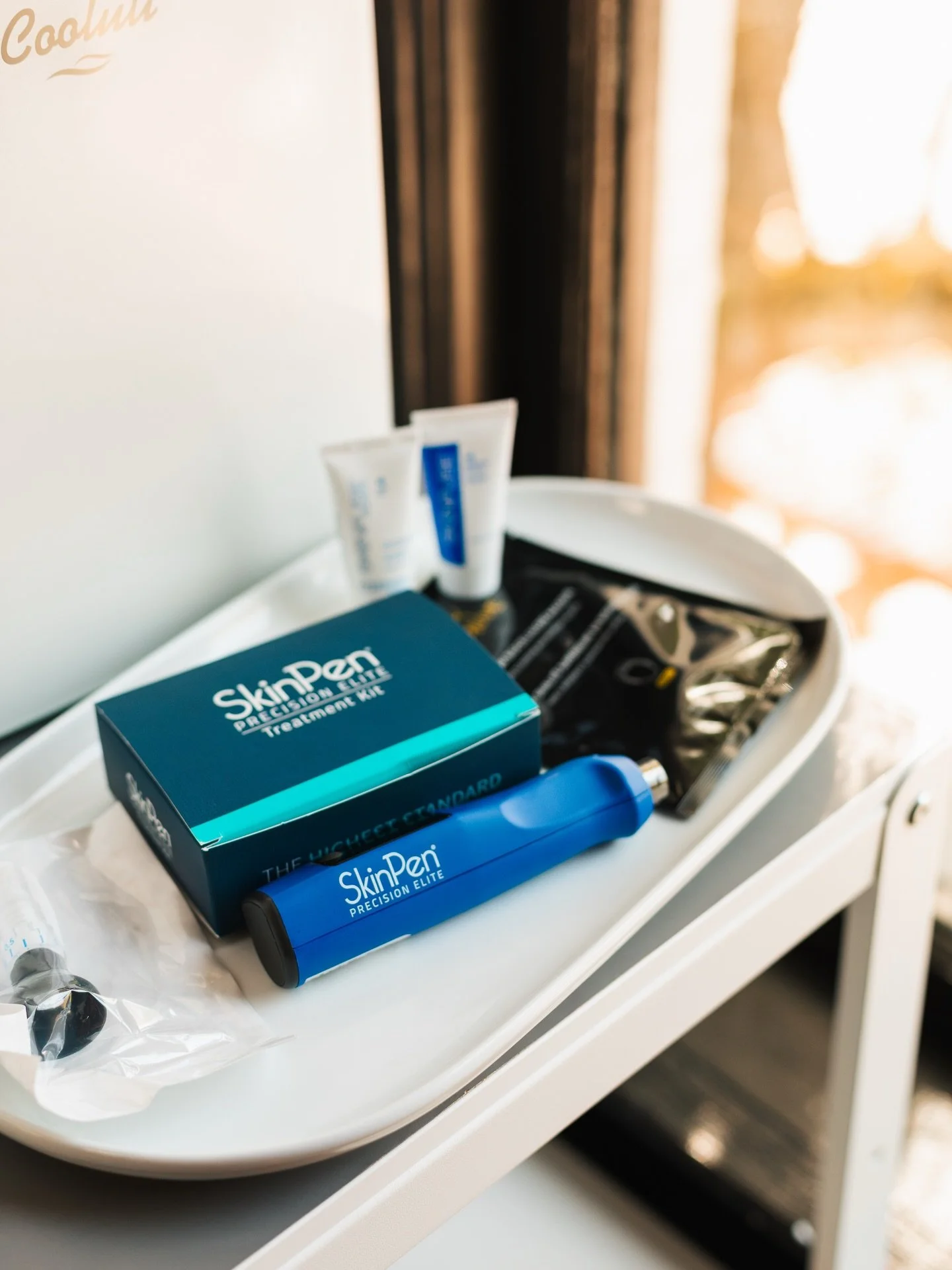 Your skin already knows how to heal itself. @skinpen just gives it the nudge it needs.

Microneedling creates controlled micro-channels in the skin, triggering your body&rsquo;s own
collagen and elastin production to remodel from within. Over time, t