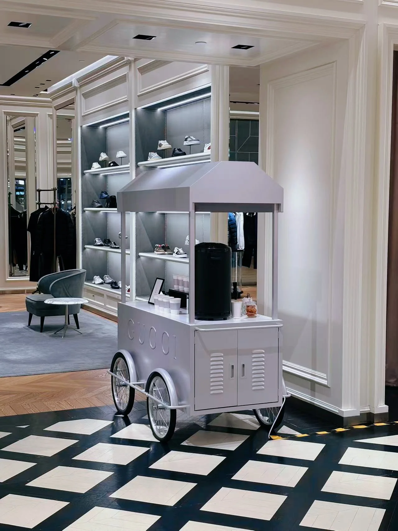 2025 Gucci in-store holiday pop-up in Macau, bespoke drink curation and on-site beverage guest service