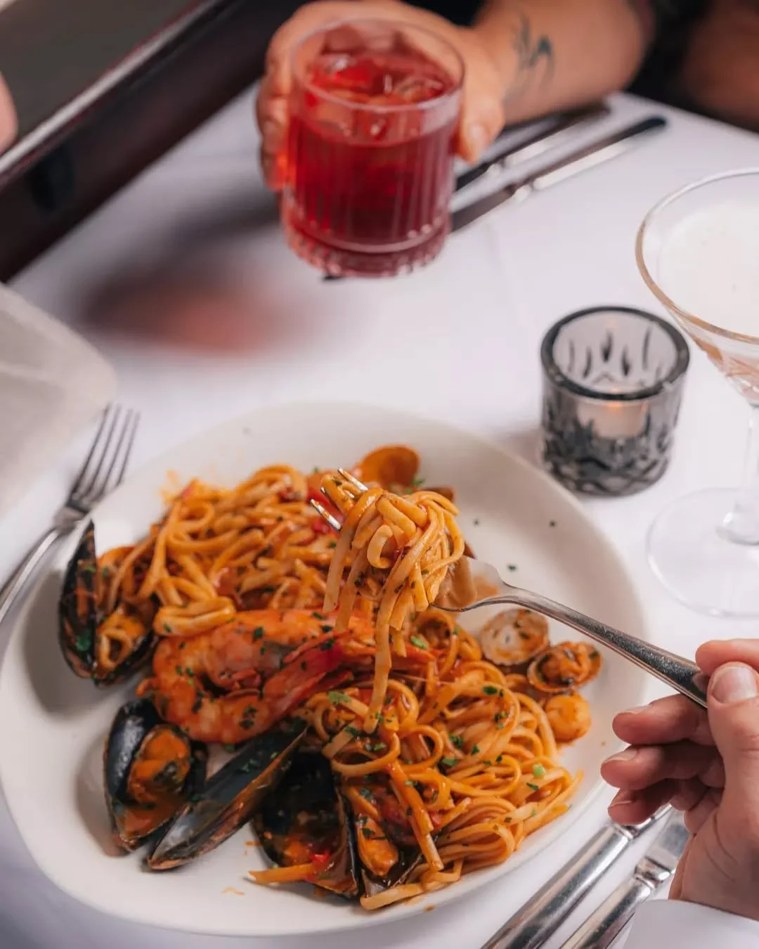 Linguine tossed with seafood, cherry tomatoes, and lobster bisque, simple, rich, and made for sharing.

Gather your favourites and enjoy it the way it&rsquo;s meant to be, together, at T&Aacute;VOLA. 💛
