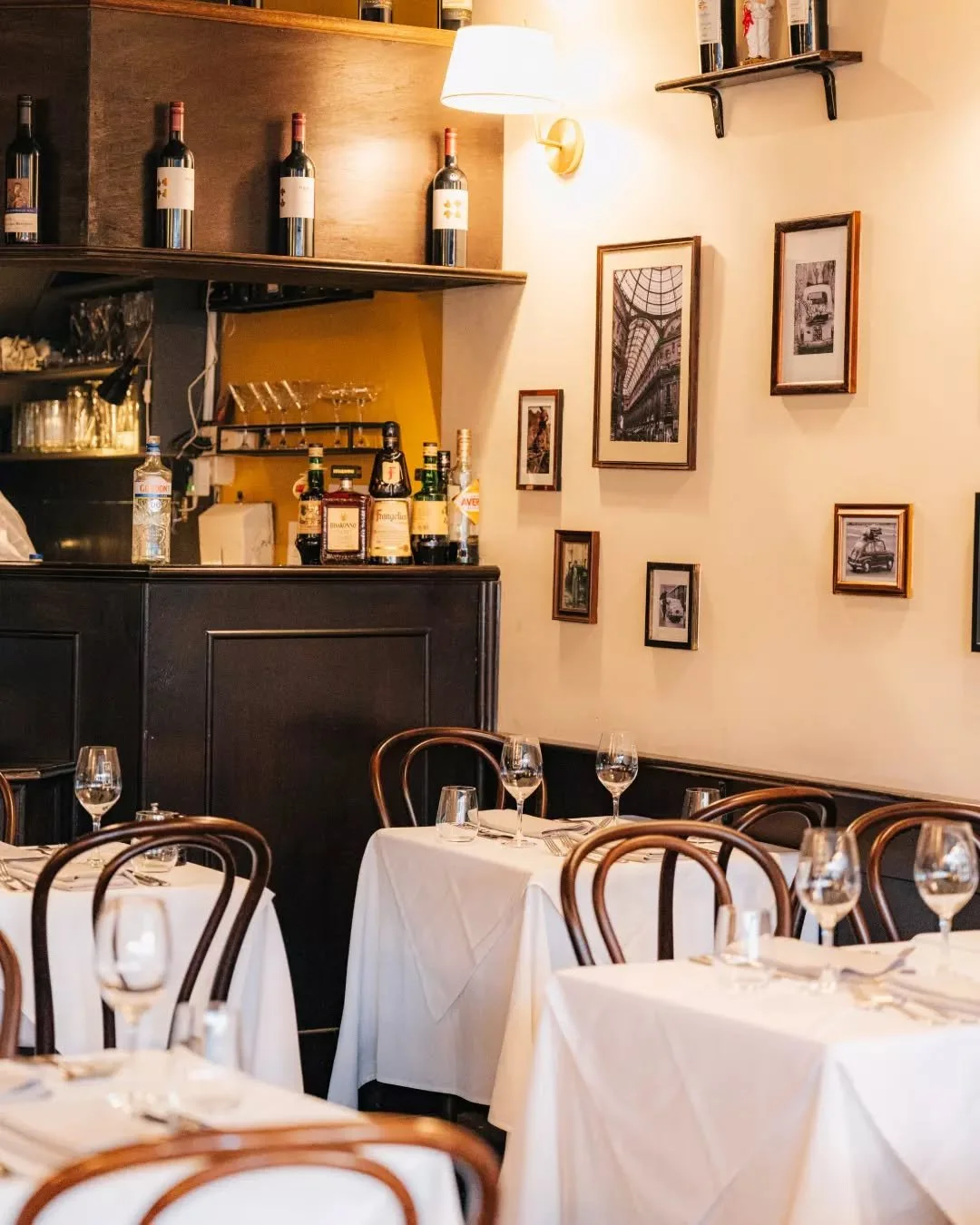 A seat at our table. A glass poured. Italy, the way we cook it, honest and warm. 🍷🍝🇮🇹

Join us every night from 5pm at T&Aacute;VOLA.
📍 309 Centre Road, Bentleigh
📞 03 9557 6500