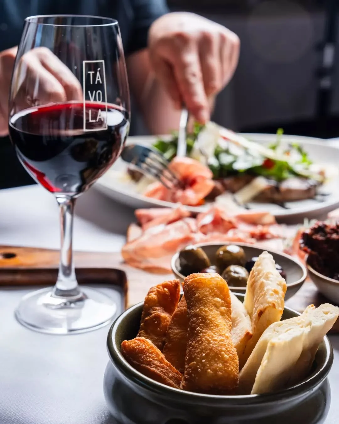 Got a bottle you&rsquo;ve been saving for a special lunch?
Bring it along and enjoy it with your favourite Italian dish from our menu.

BYO wine available Thursday to Sunday, 12:00pm&ndash;2:30pm 🍷