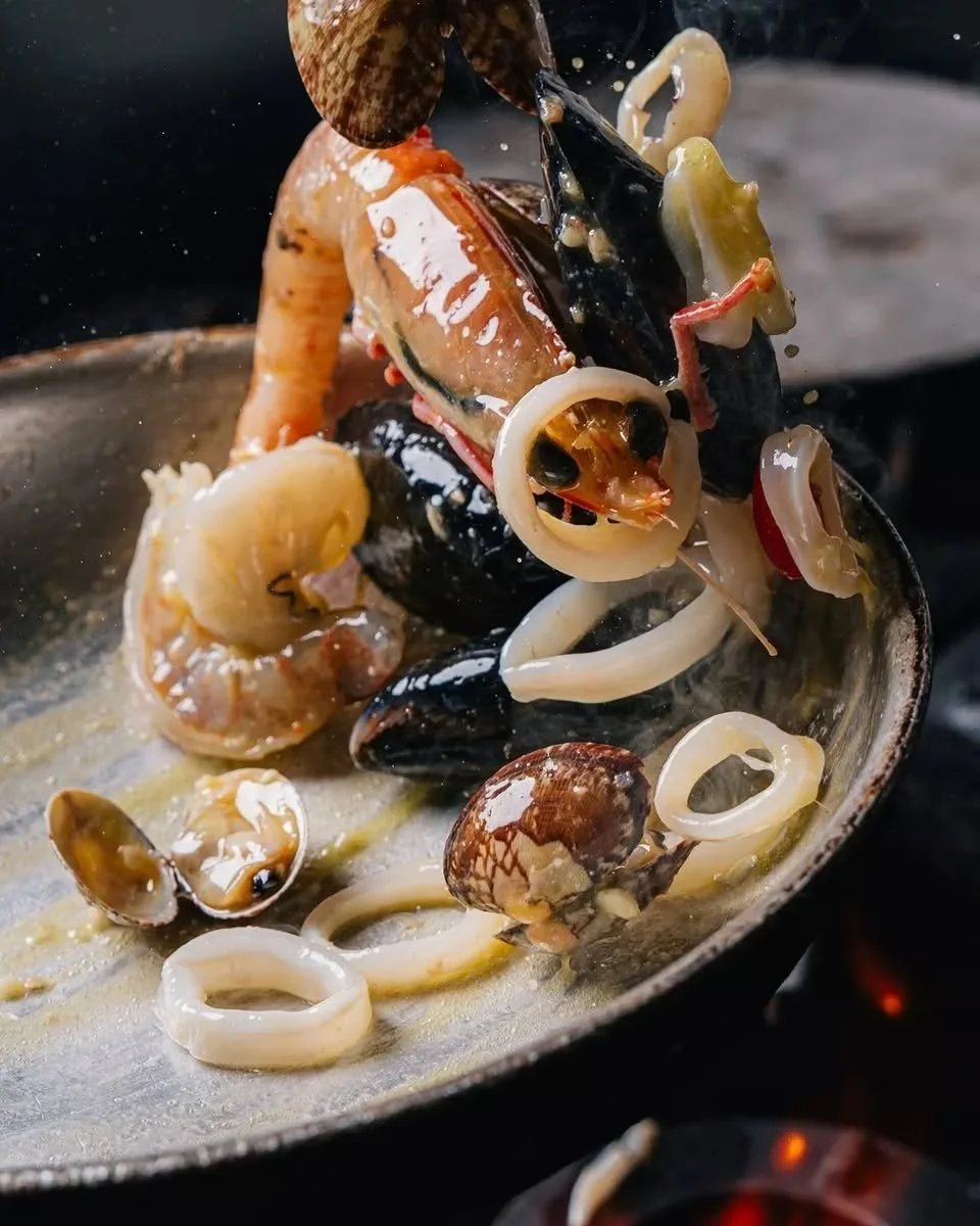 Fresh seafood, local ingredients, and dishes made with care every single day 🫶🐟

At T&Aacute;VOLA, we believe great food starts with quality produce, xwhich is why we source fresh local ingredients daily to bring authentic Italian flavours to your 