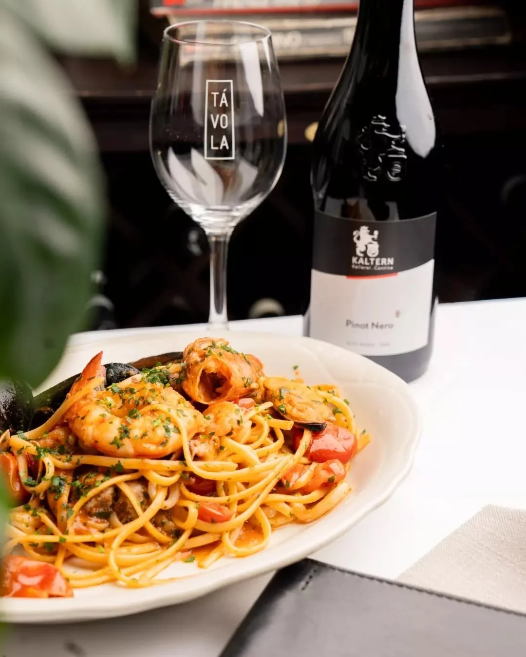 ✨ T&Aacute;VOLA is 3! Buon Compleanno! ✨

To mark this special occasion, we've created a one-night dining experience featuring some of the most loved and memorable dishes from our journey so far. 

From our signature Arancini al Tartufo and fresh Lin