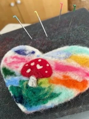 heart wall hanging.jpeg