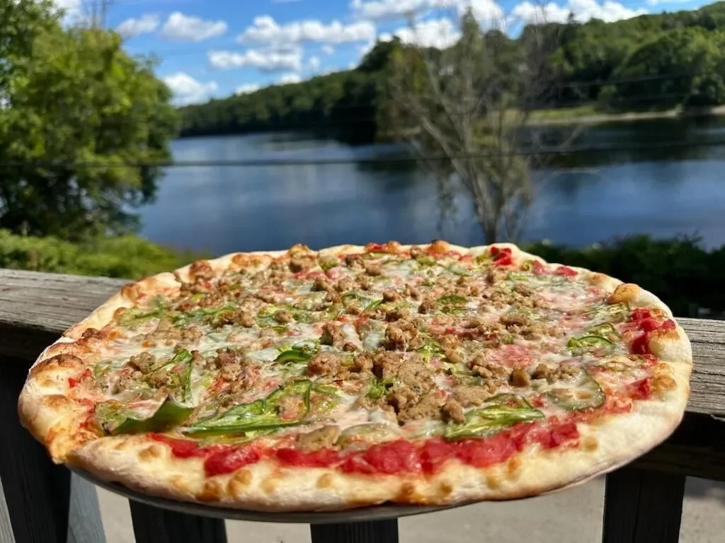 pizzaondeck-1920w.webp