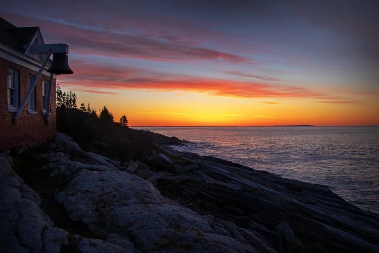 Pemaquid+Sunrise_web+©+Kathryn+Anne+Photography.jpg
