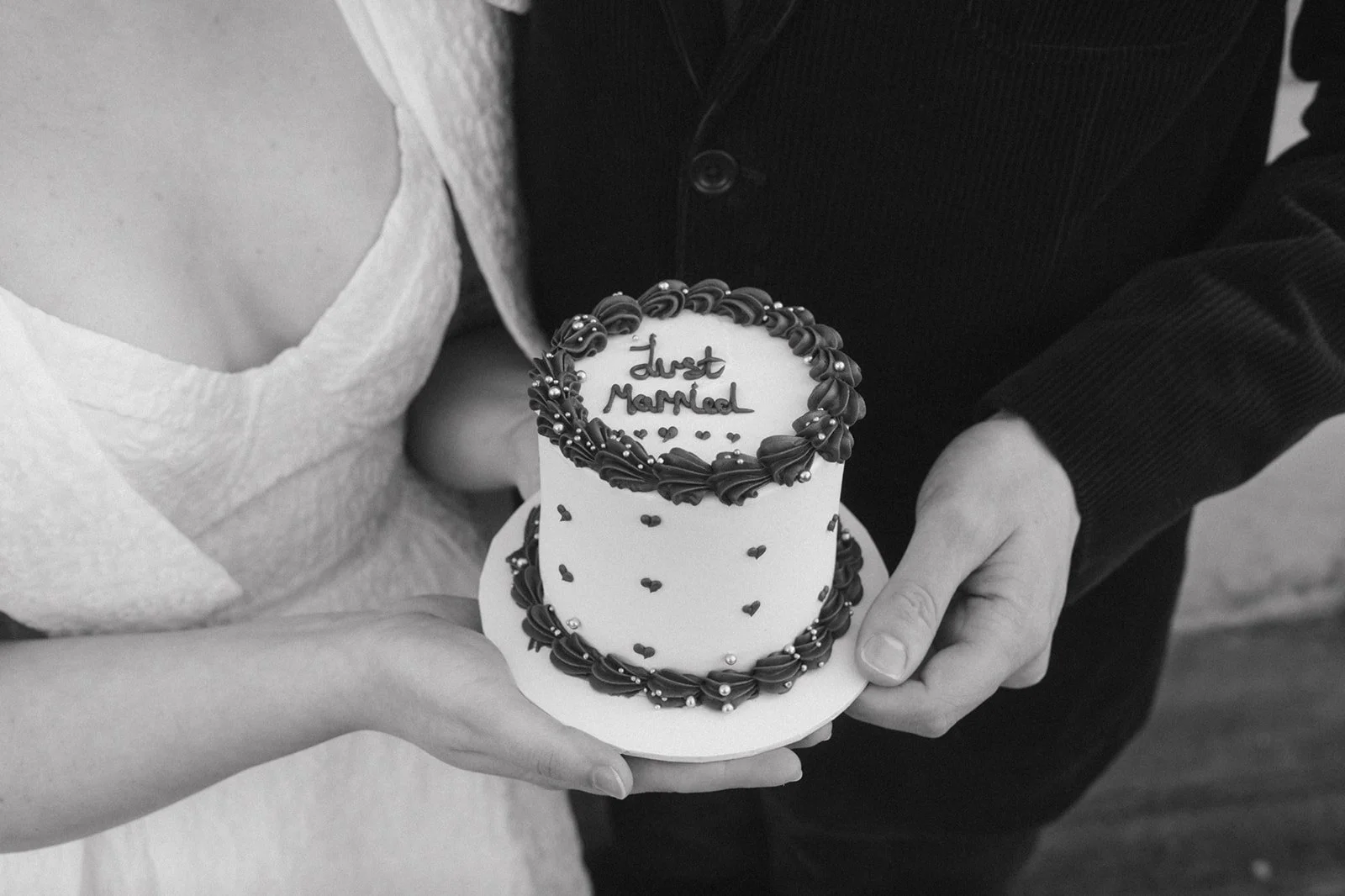 Why Manchester City Weddings Are Perfect If You Feel Awkward in Photos