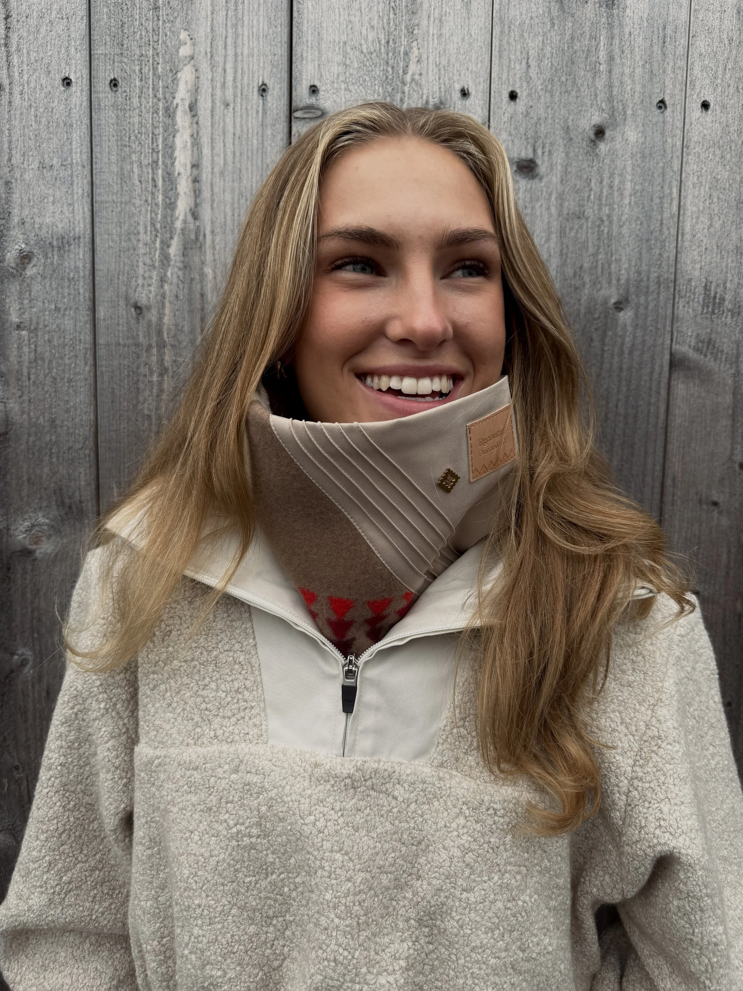 Recouture Re:Neck Beige Special edition