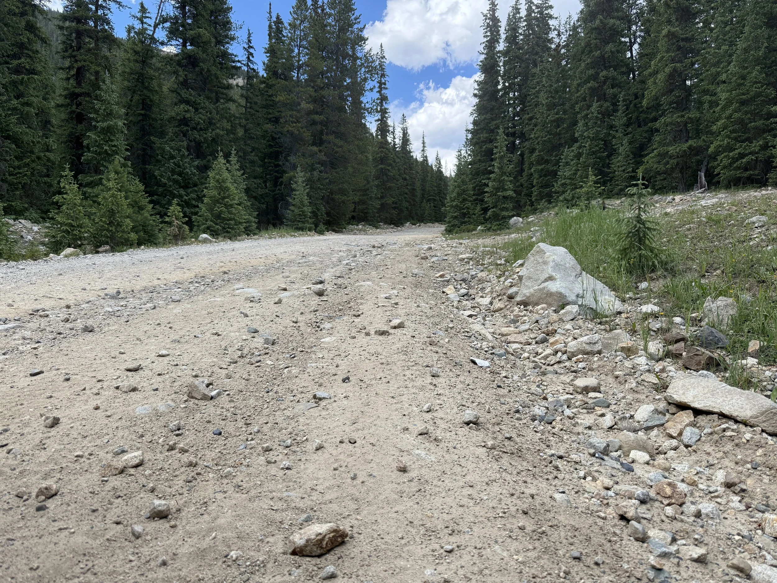 Cumberland Pass - showing rocks.jpeg
