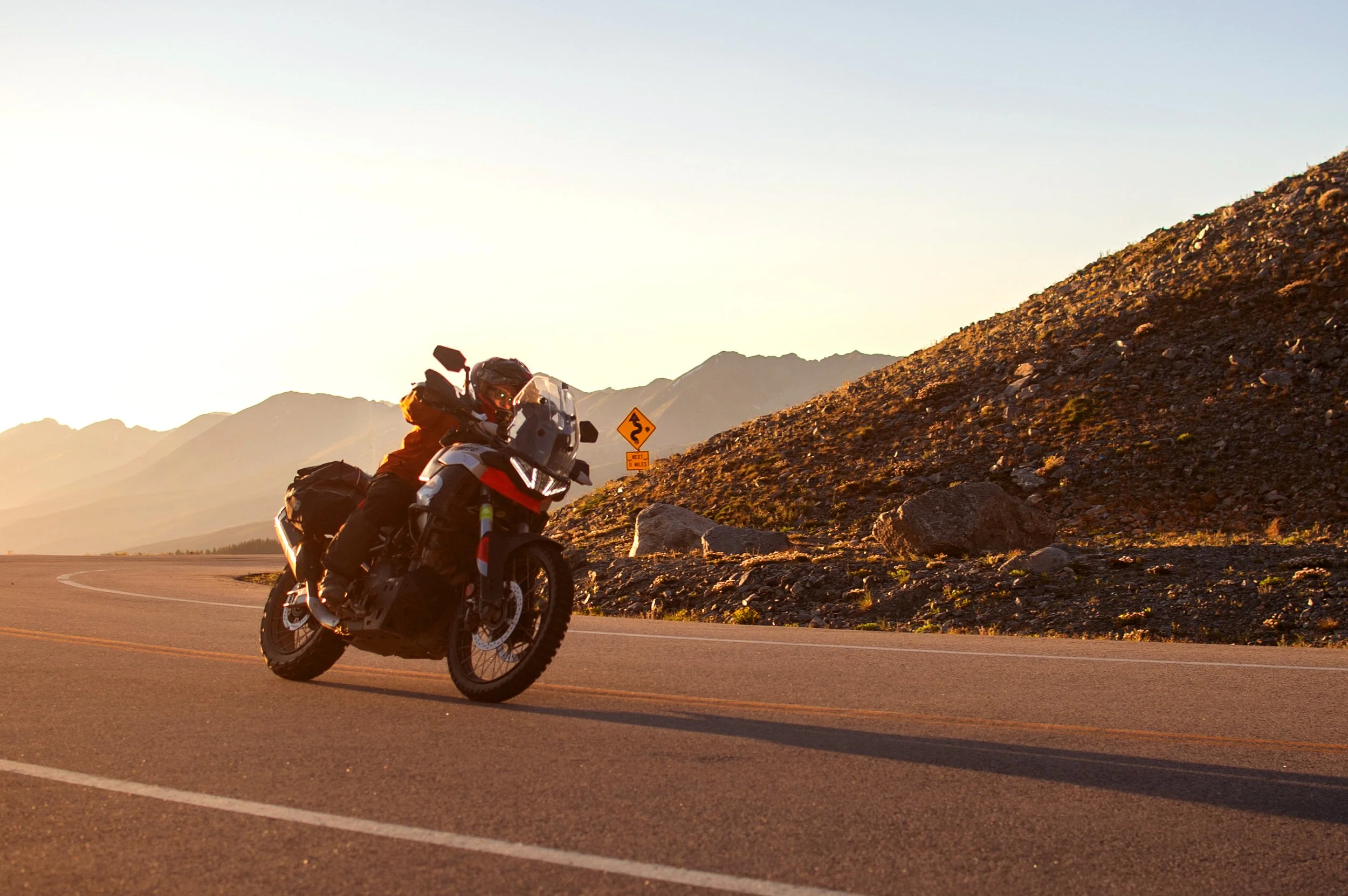 Cottonwood - One bike in lean with sign.jpg