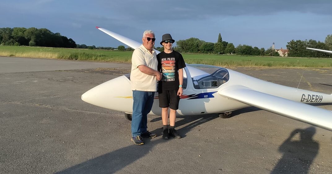 Congratulations to Patryk Zep who had his first solo flight yesterday, under the watchful eye of instructor George Rizk. An amazing achievement at 14 years old!