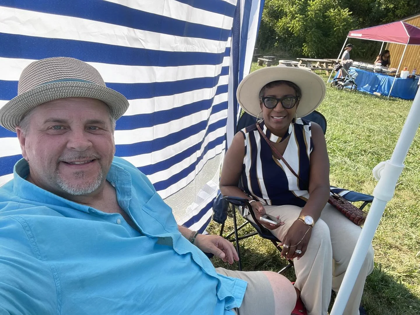 Hangin&rsquo; with @yevettelynn.photography_tn  and @alfaworkspace at the Retro Soul Movement Event featuring entertainment by @missferg  come on out, going on until 8pm at @johnsoncitybrewing