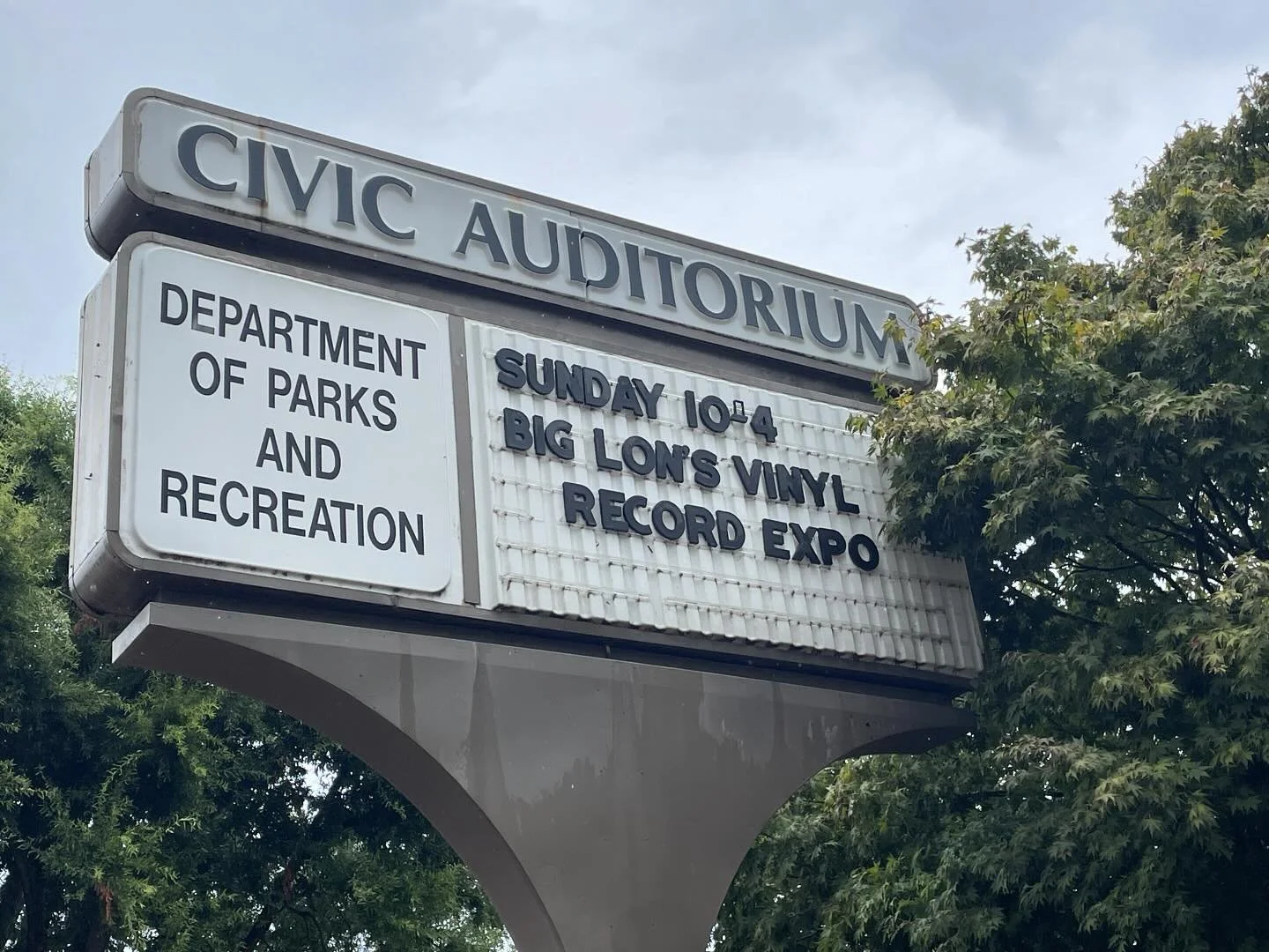 My name on the same marquee once used by the likes of Elvis, Chuck Berry, Duke Ellington, The Lovin Brothers&hellip;