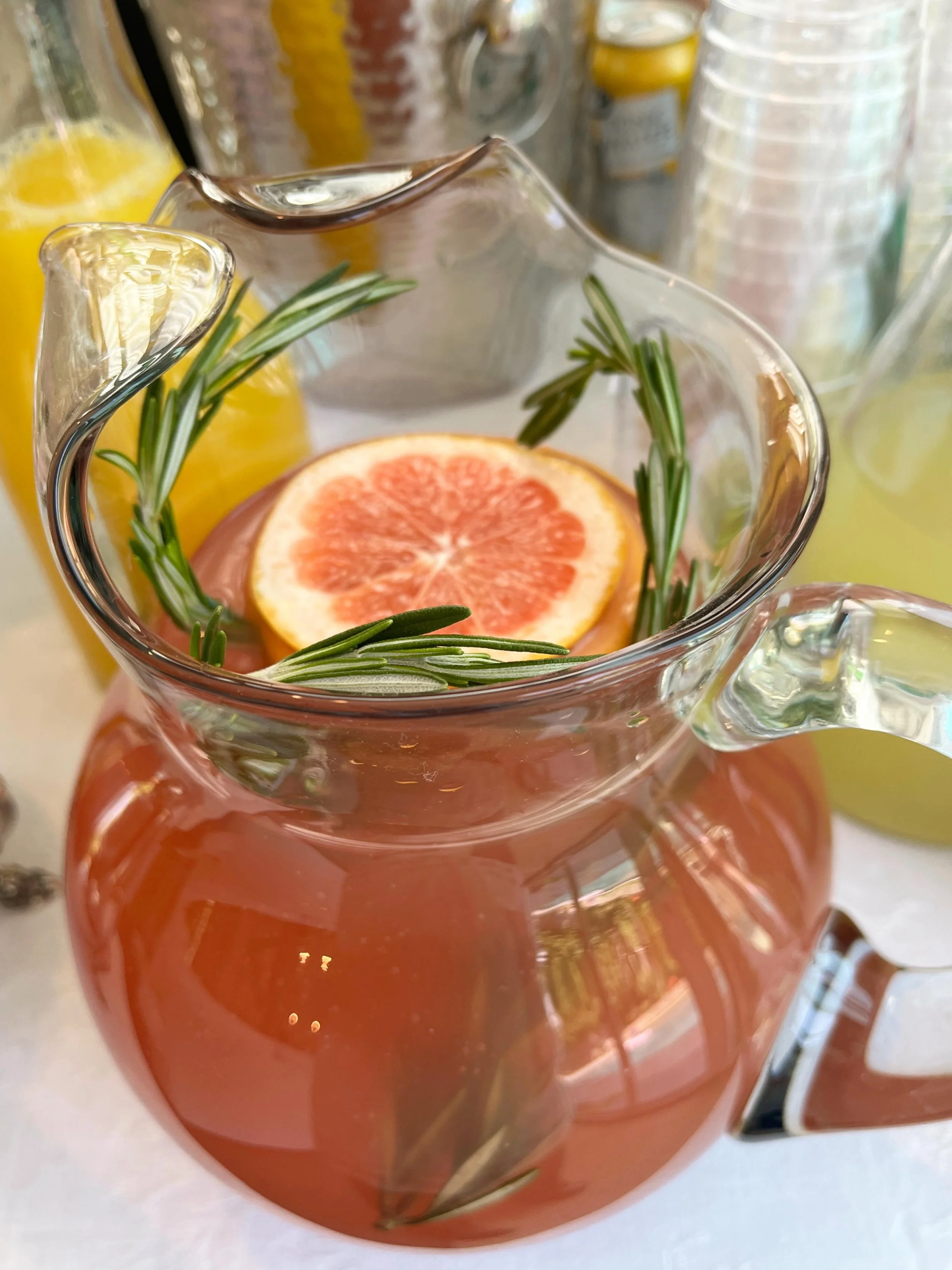 Cheers to the weekend.  Our St. Cloud cocktail is always a crowd pleaser with fresh grapefruit and rosemary garnish topped with sparkling wine or spiked with vodka or tequila.