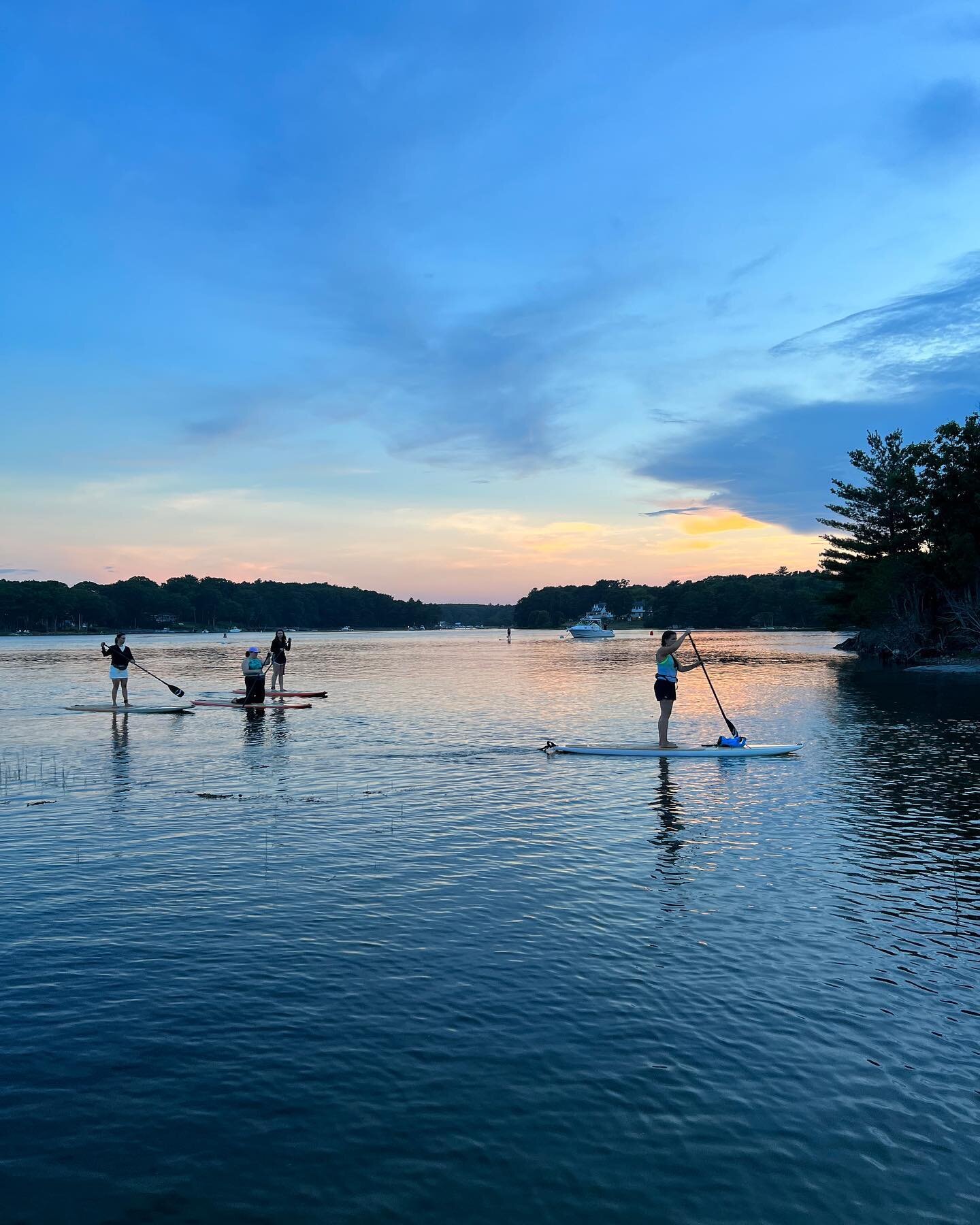 More days of fall paddle ahead of us this October🤙🍂 Pumpkin spice flavored board anyone?

#paddleboarding #newhampshire #fall #2023 #sup #ocean #seacoast #portsmouth