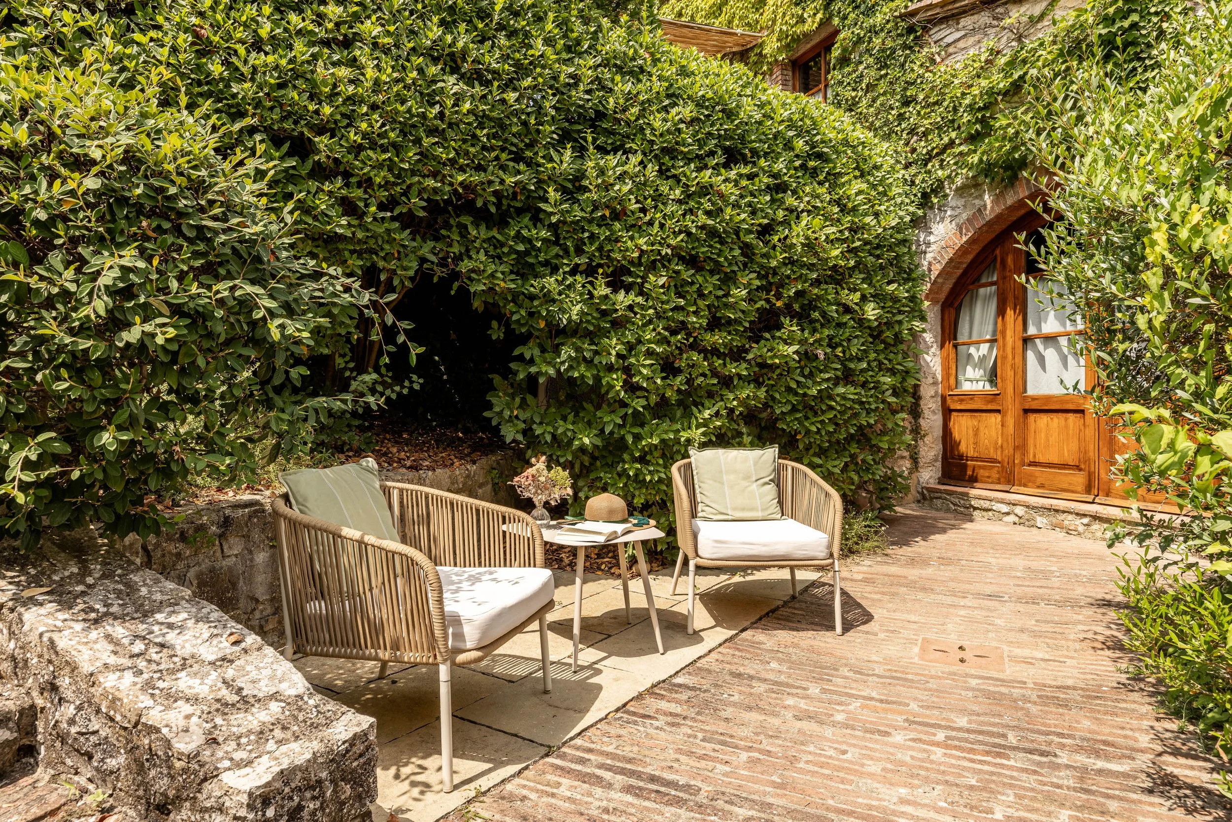 01-_INC3905-HDR.jpg