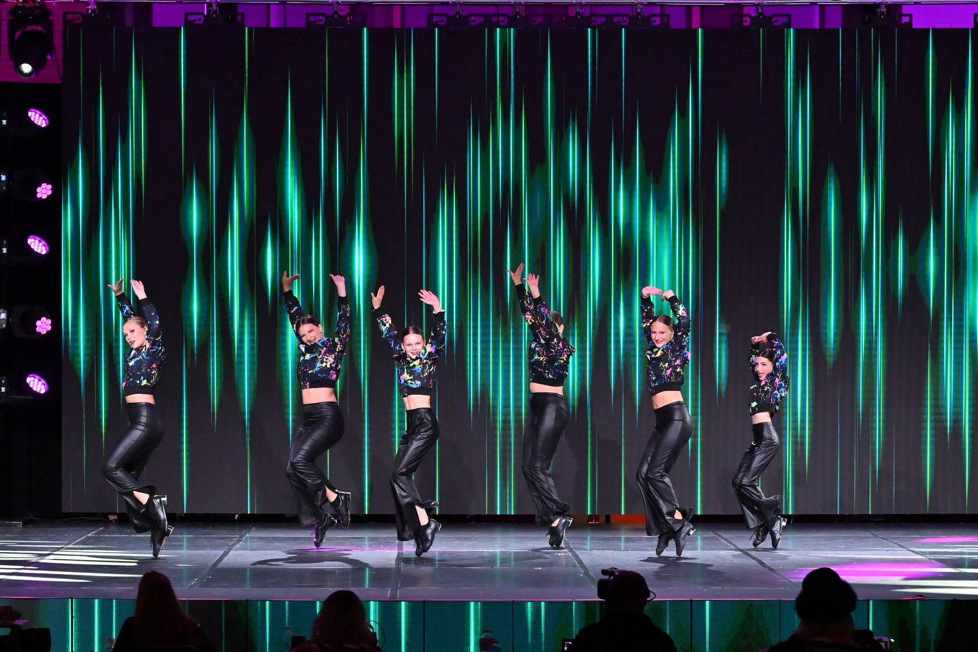 COunting STars Toe Stand .JPG