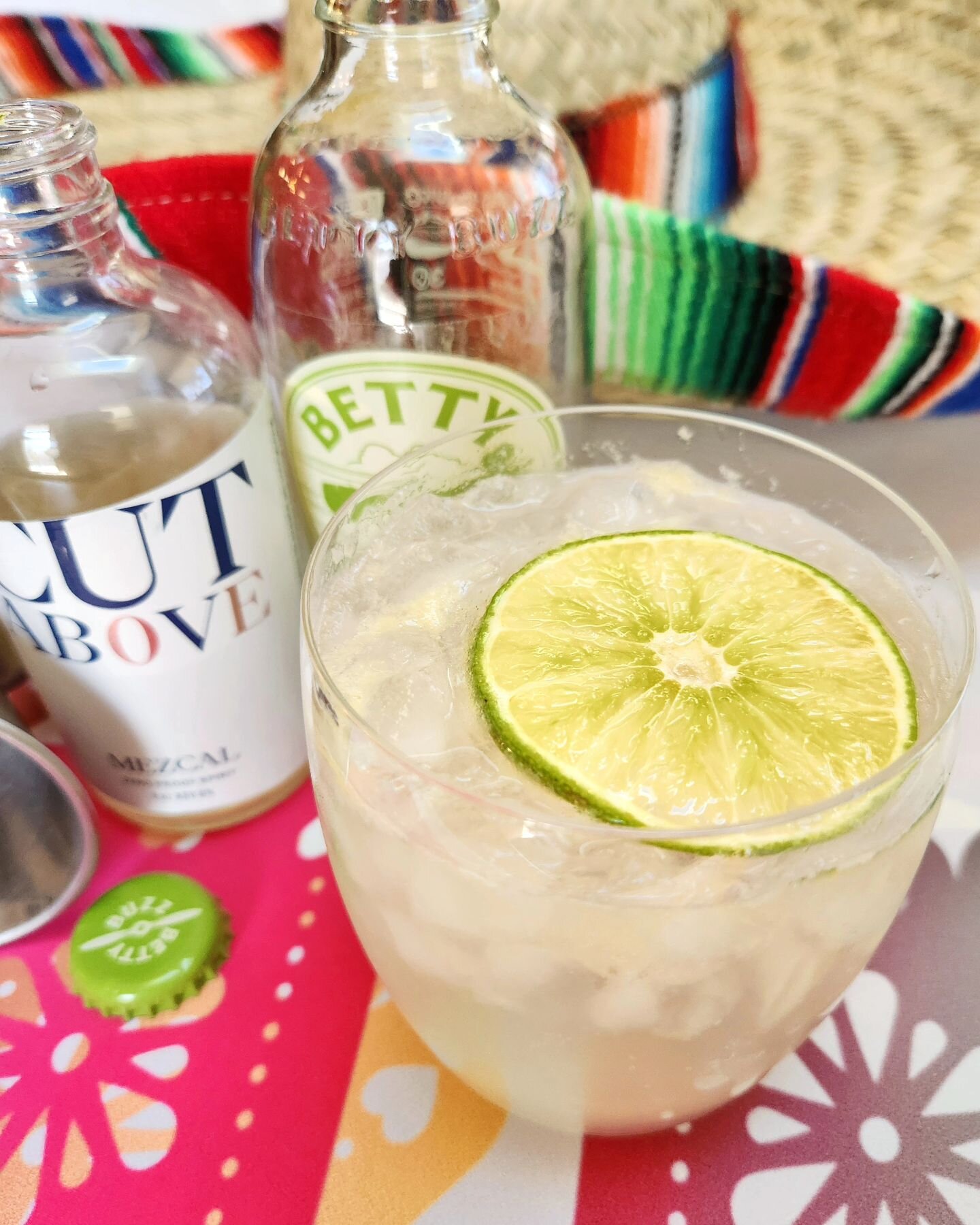 Sip into Refreshment with this Zero Proof Margarita! 🍋✨

Crafted with love using Betty Buzz lemon lime non-alcoholic homemade sparkling beverages, A Cut Above 0% abv mezcal, and a splash of fresh lime juice.

🌿🍹 Embrace the bold flavors, minus the