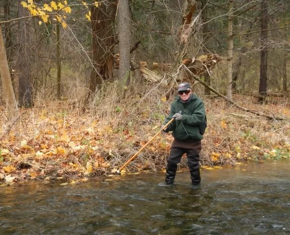 mentorship-2019-Al Phillips counting Redds Web.jpg