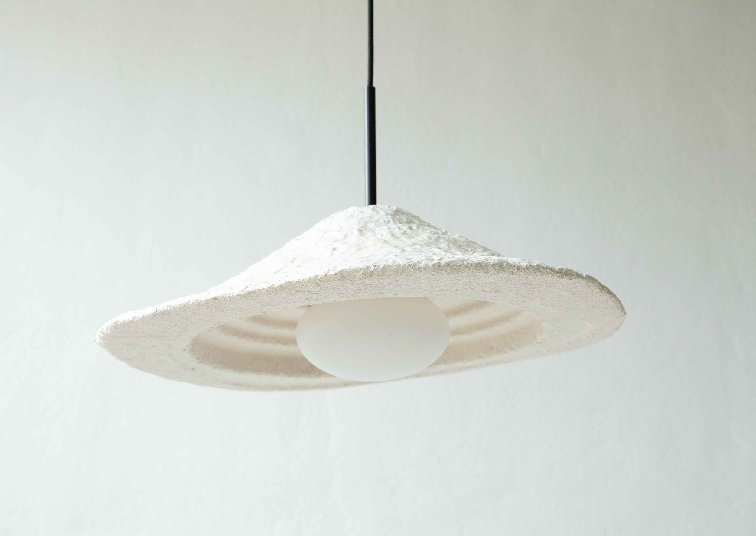 MushLumeLighting_TerracePendantUnlitweb.jpg