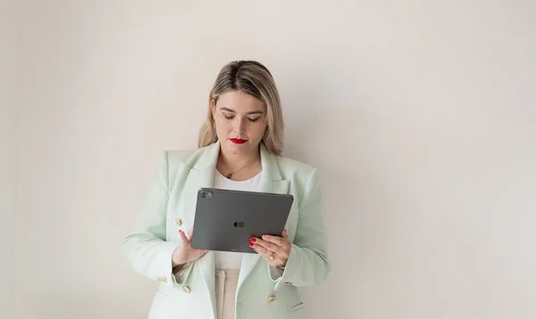 UHNWI Marketing Analytics and Adaptation