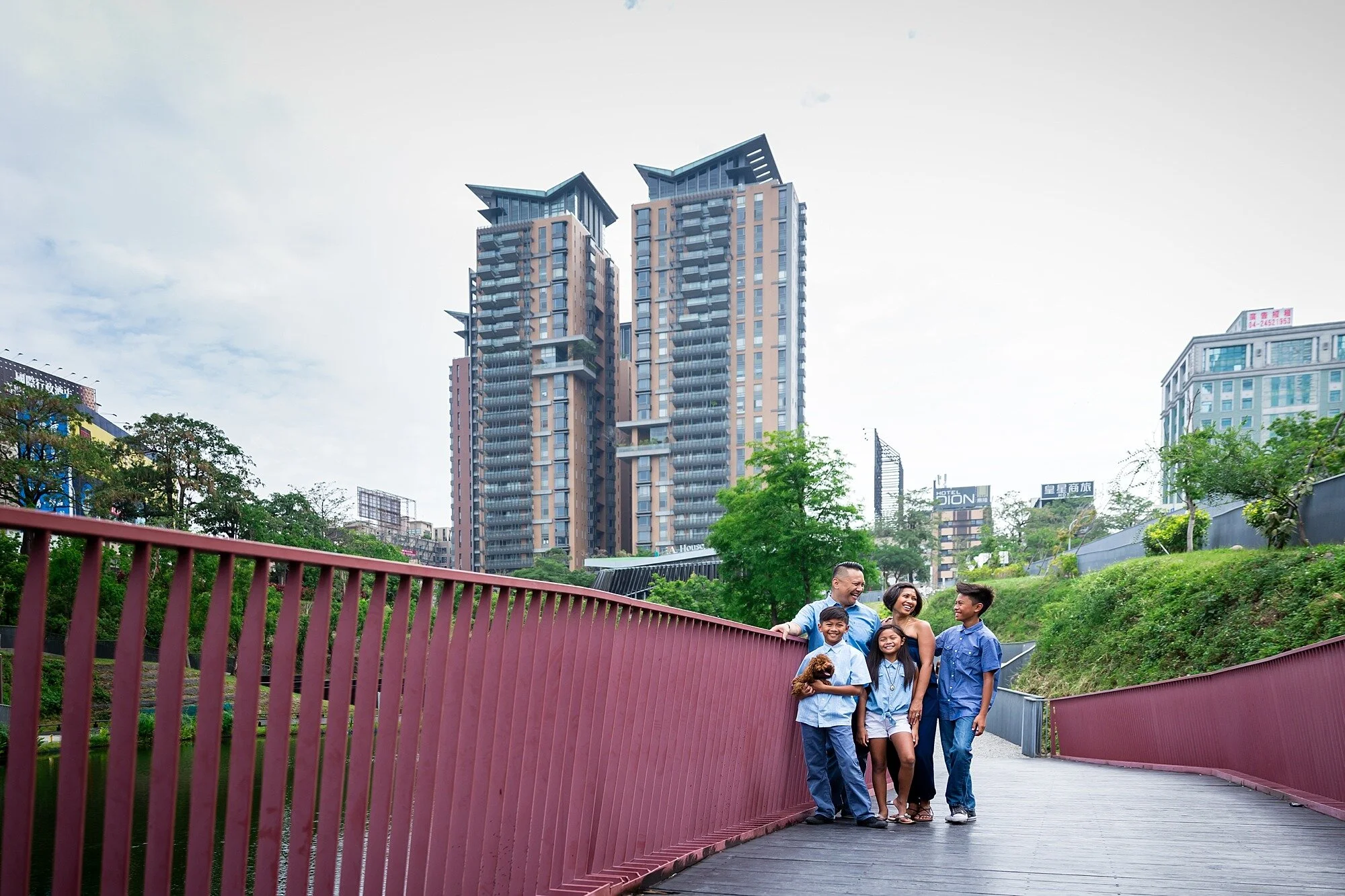 Custom Lifestyle Family Photo Session