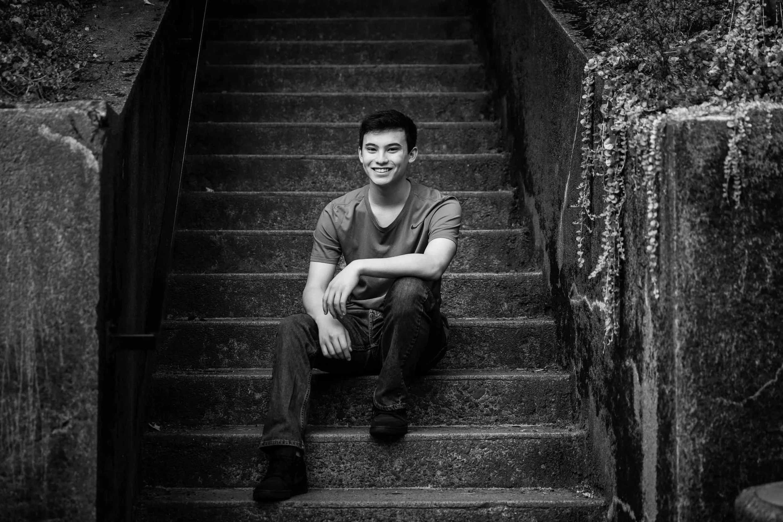 Senior Portraits-16-3.jpg
