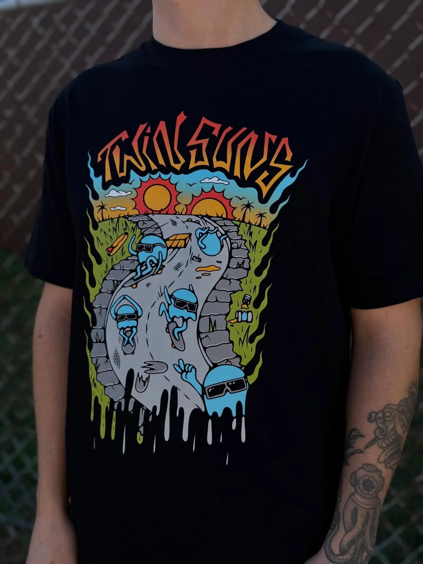 New Merch For Our Friends @twinsunsband ☀️☀️