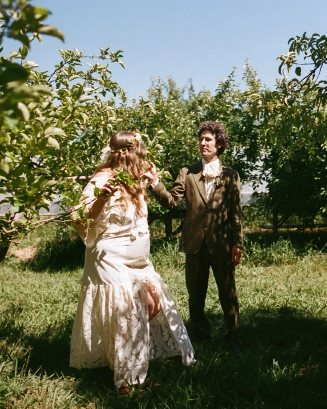 Part Two ~ Lauren and Nick&rsquo;s wedding at Apple Farm in Philo. 

Couple: @laurensherbgarden @curious_about_knowledge @woodenspoonherbs 
Venue: @philoapplefarm 
Dress: @lareunionstudio @sarahnsikak
Florals: @apple_farm_flowers 
Film scans: @indief