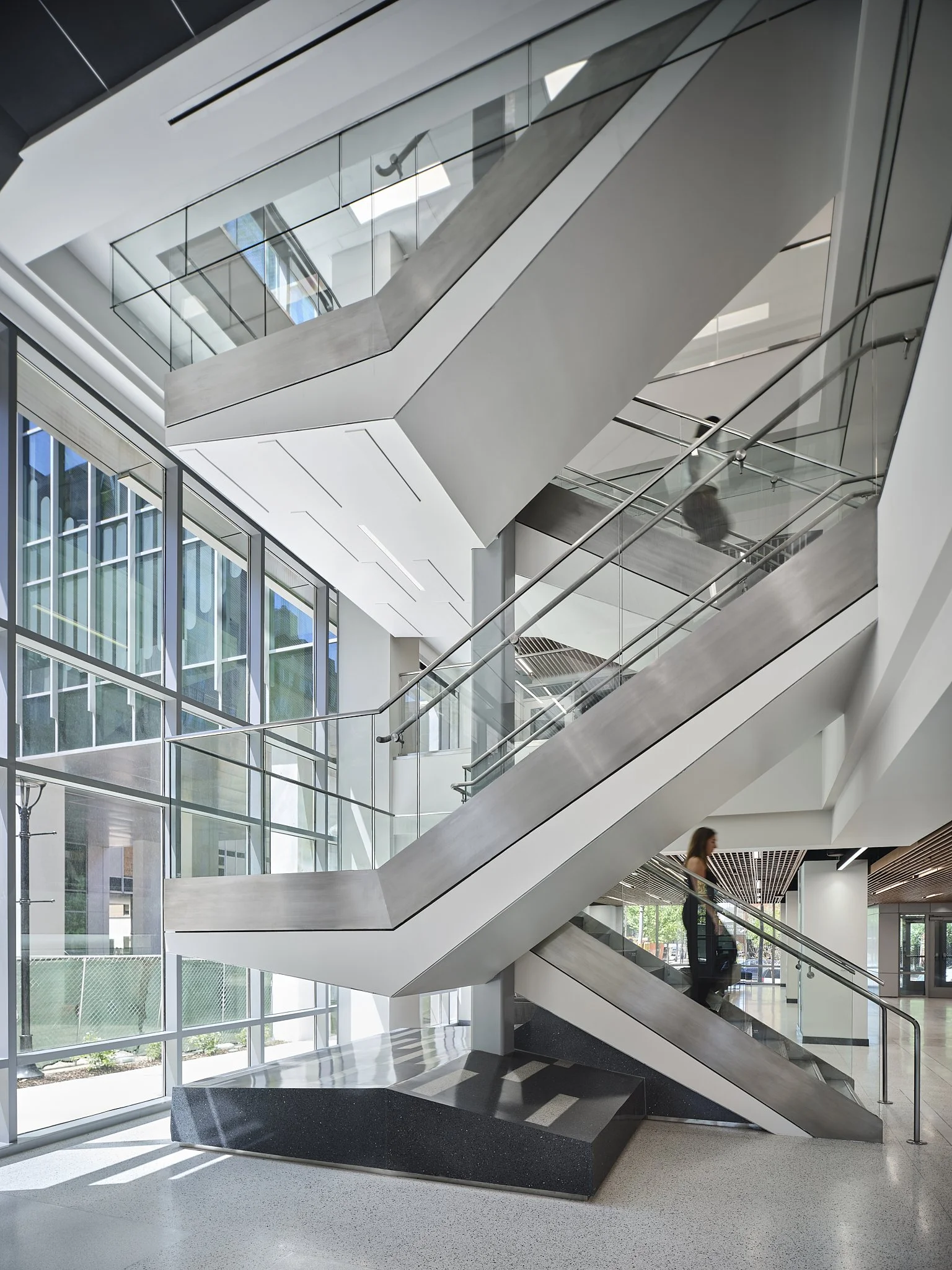 Williams-Blackstock-Architecture-University-of-Alabama-Birmingham-Genomics-stairs-education-photography 7.jpg