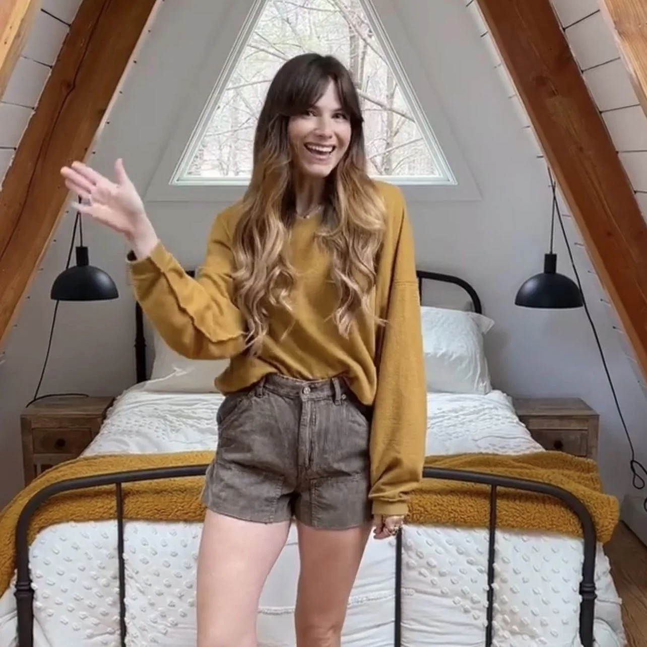 URBAN OUTFITTERS