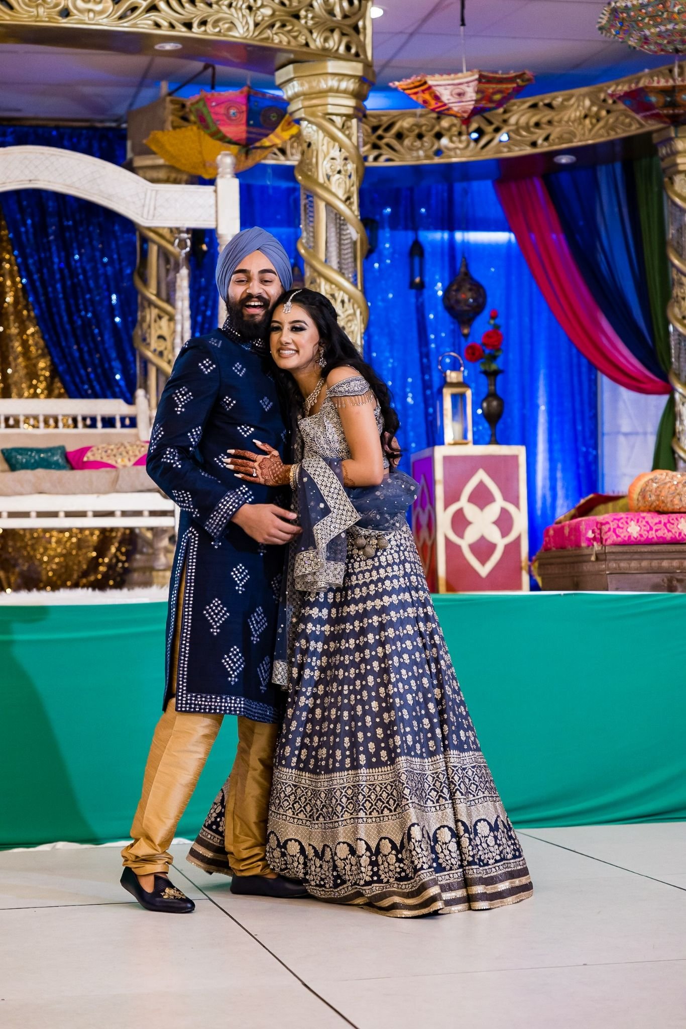 aarushi_simran_mehndi_0618.jpg