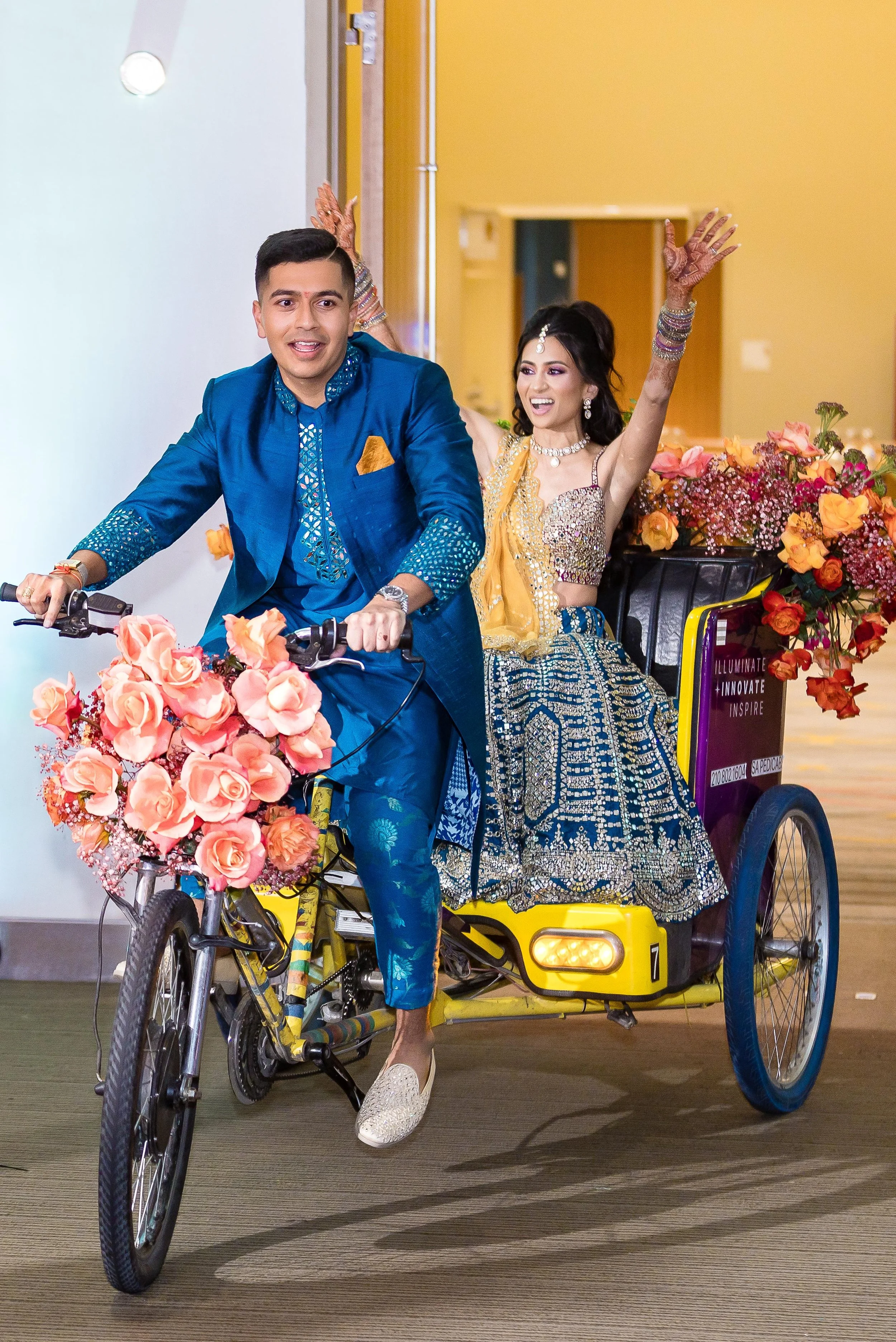 00013_05-shivani-shiv-garba_W_0590.jpg