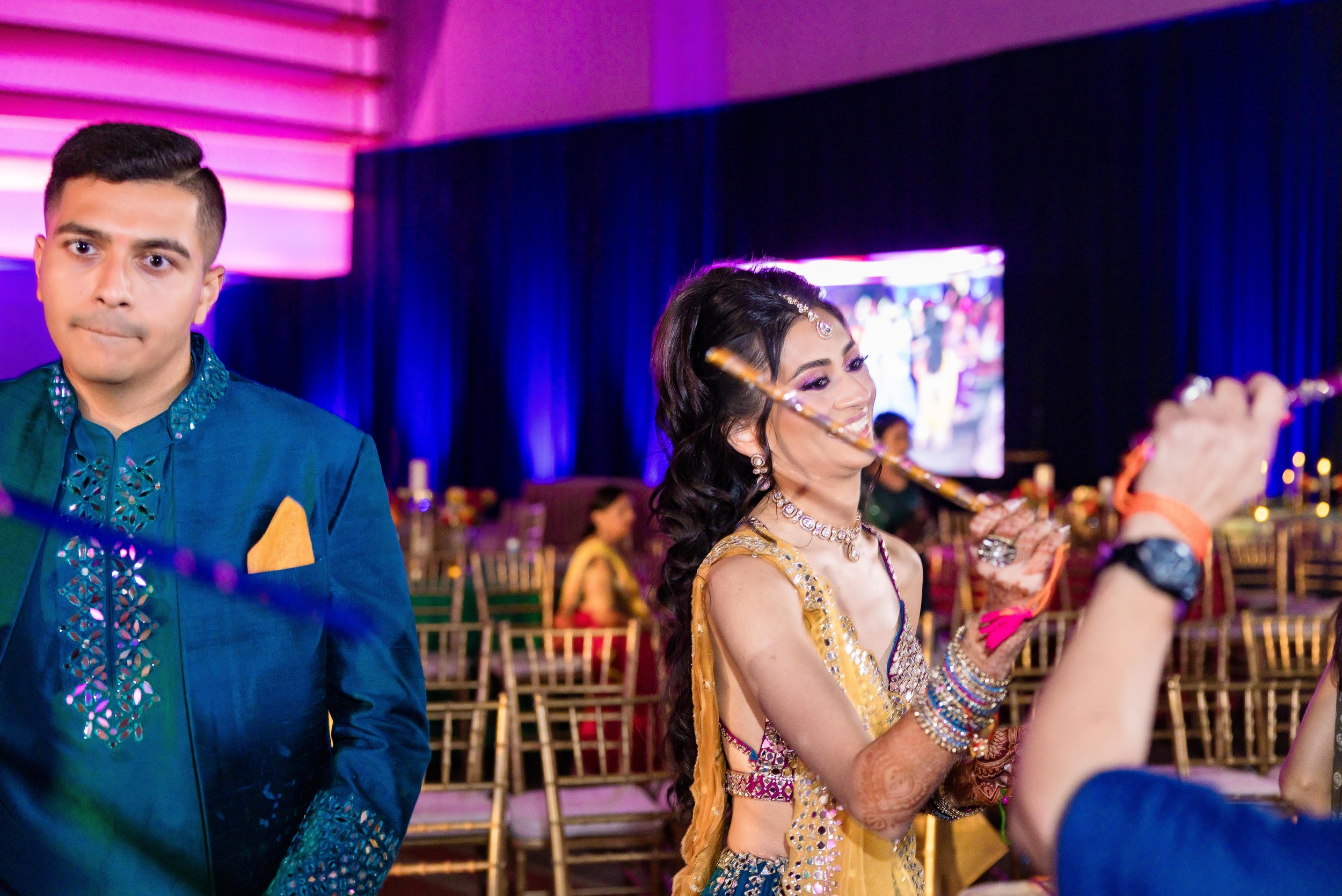00023_05-shivani-shiv-garba_W_1087.jpg