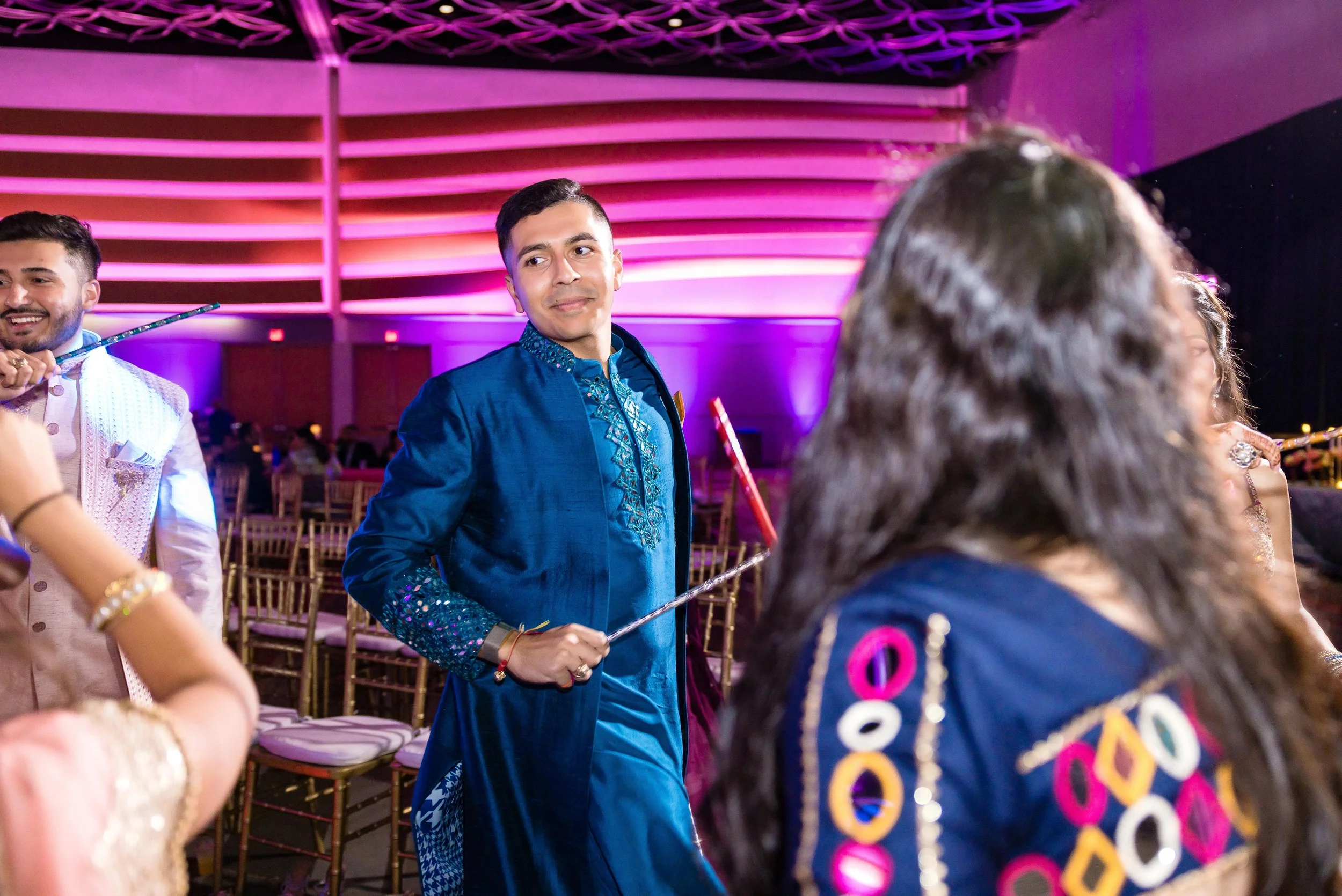 00022_05-shivani-shiv-garba_W_1088.jpg