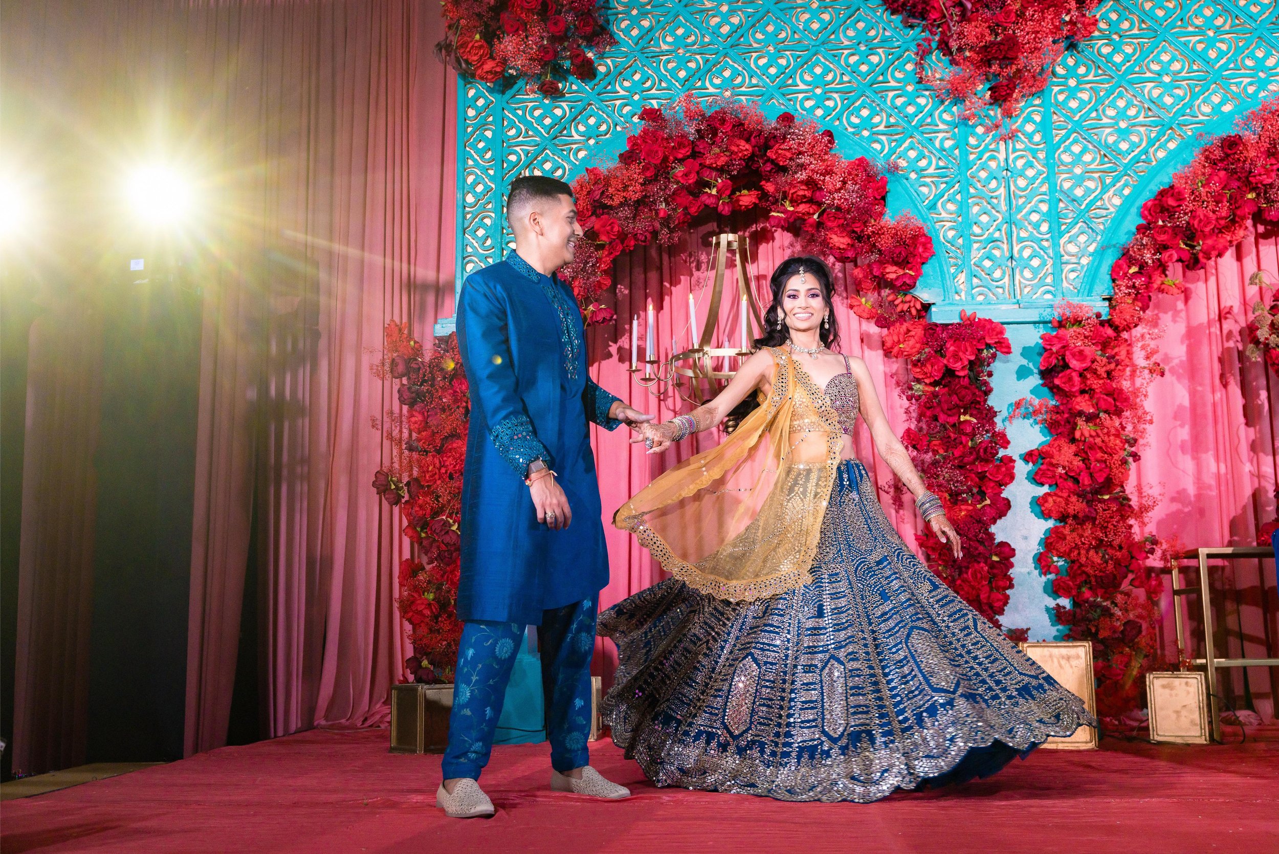 05-shivani-shiv-garba_W_0101.jpg