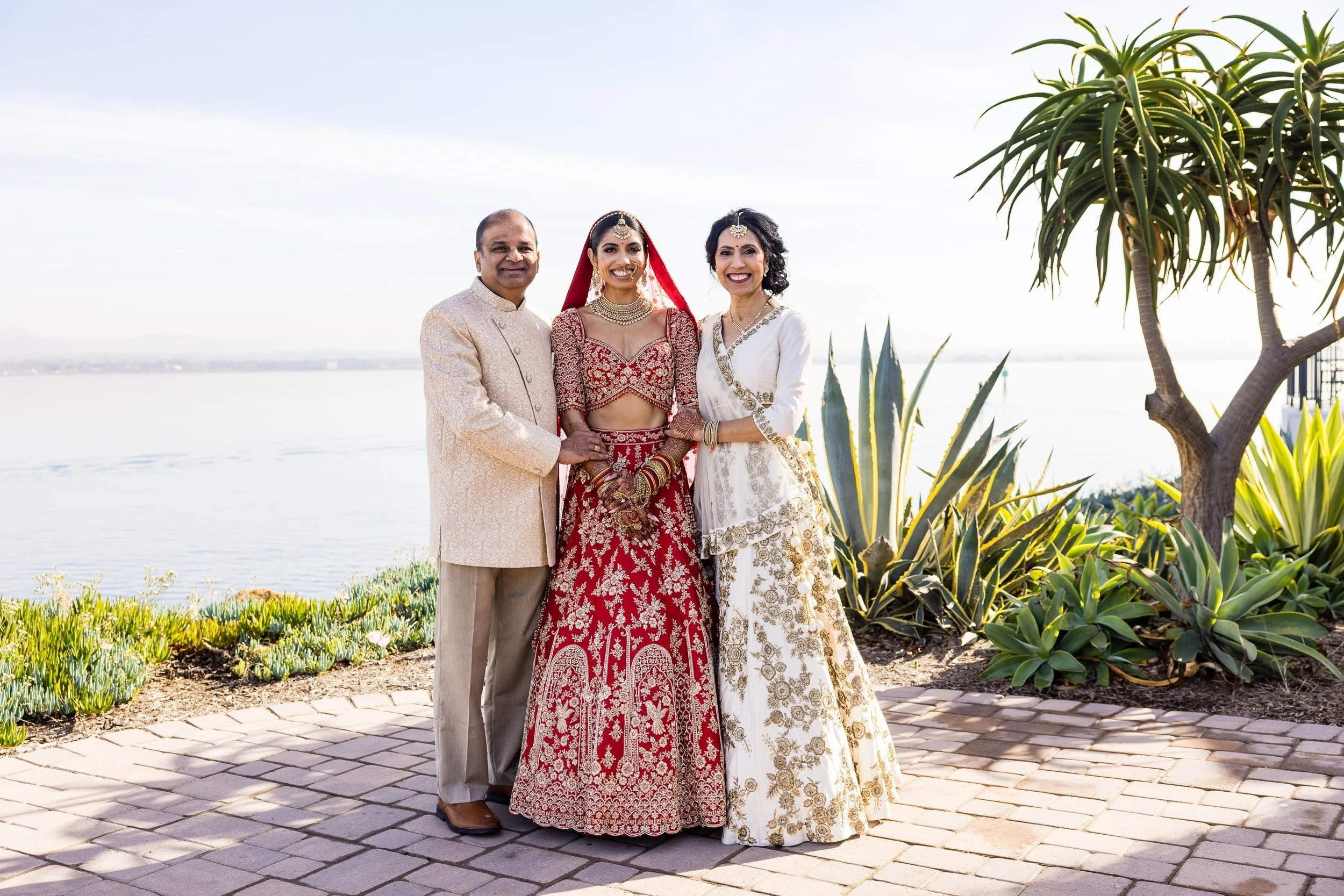 meera-jay_W_0238-min.jpg